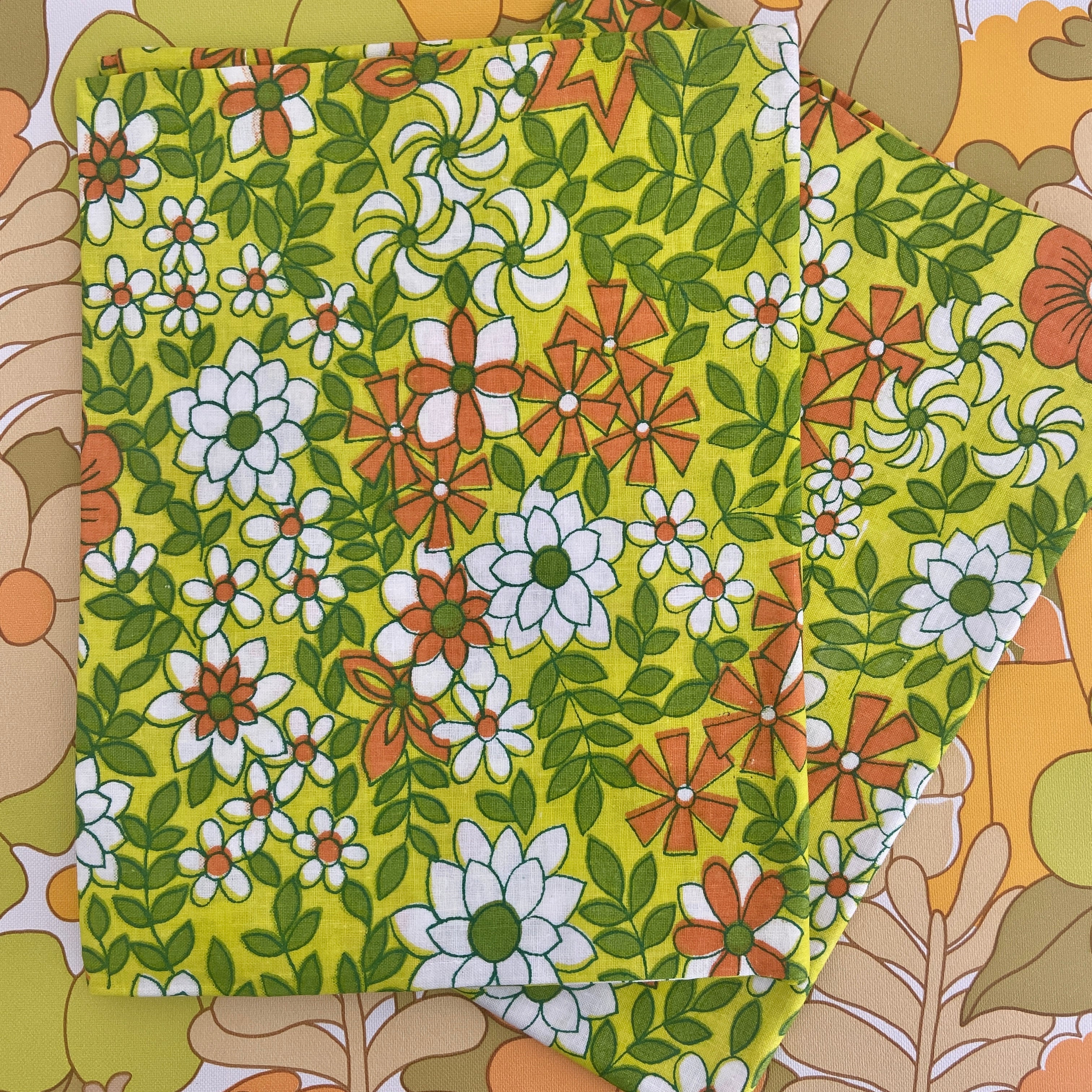 Vintage UNUSED Pair of Pillow CASES Original Pack COTTON RETRO 70's Green