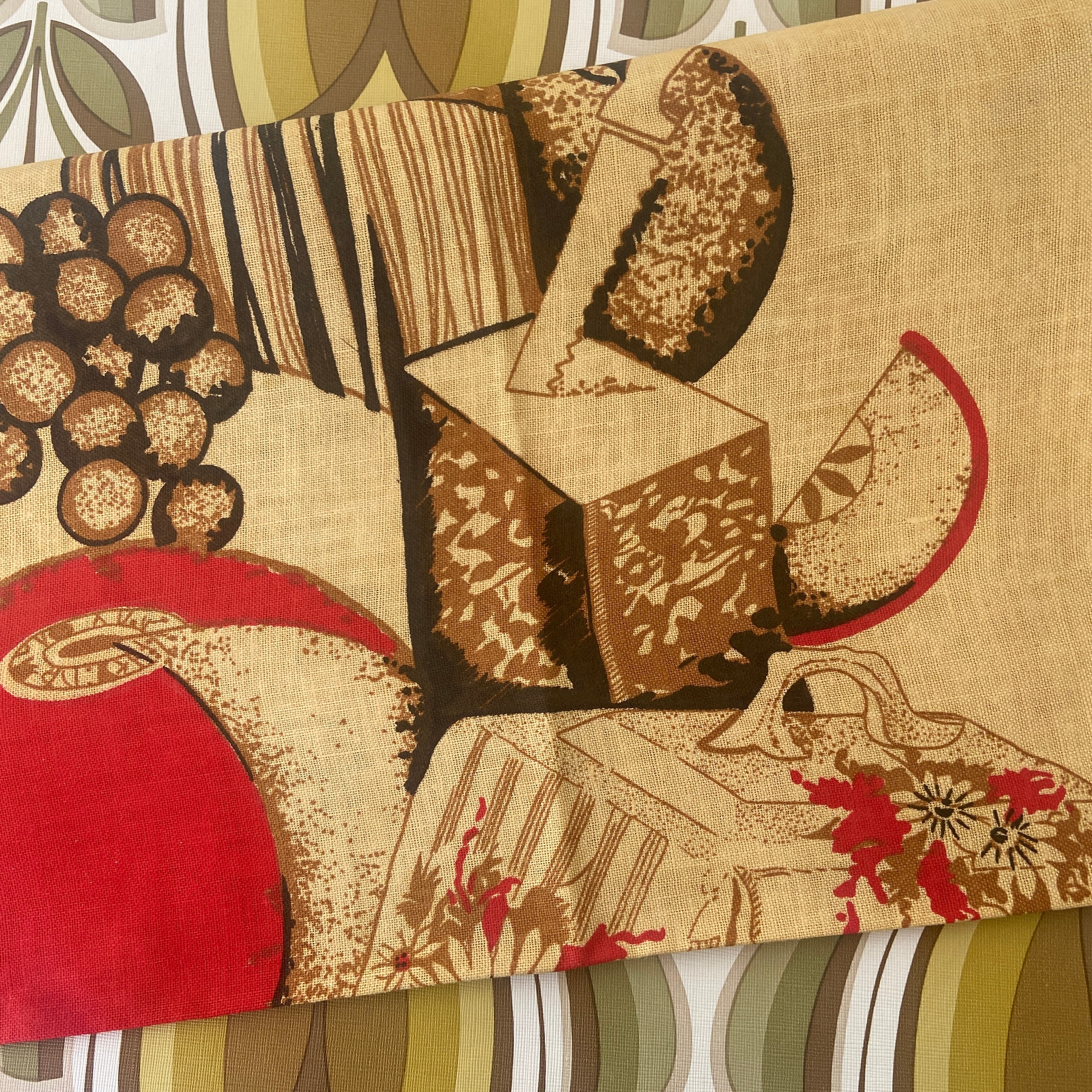 UNUSED Tea Towel CRISP Cheese Board