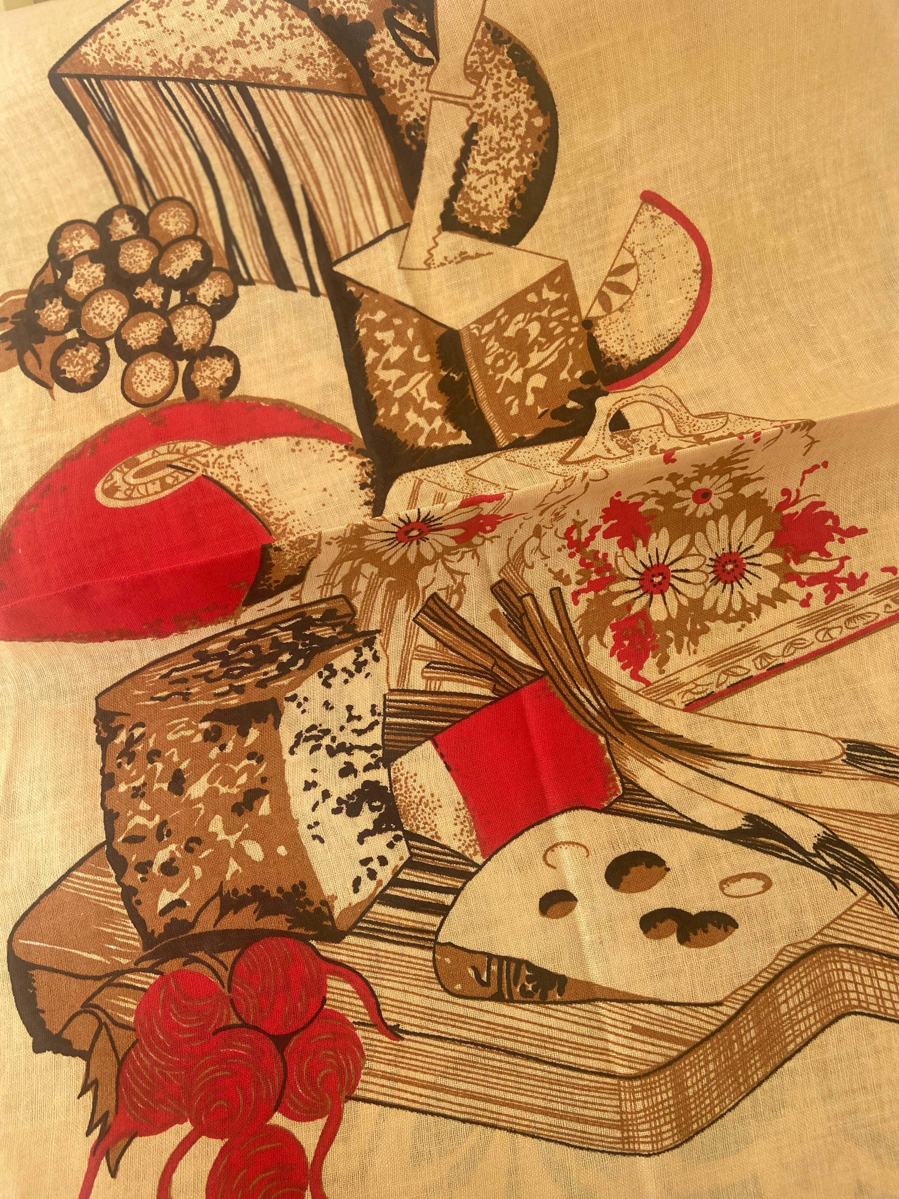 UNUSED Tea Towel CRISP Cheese Board