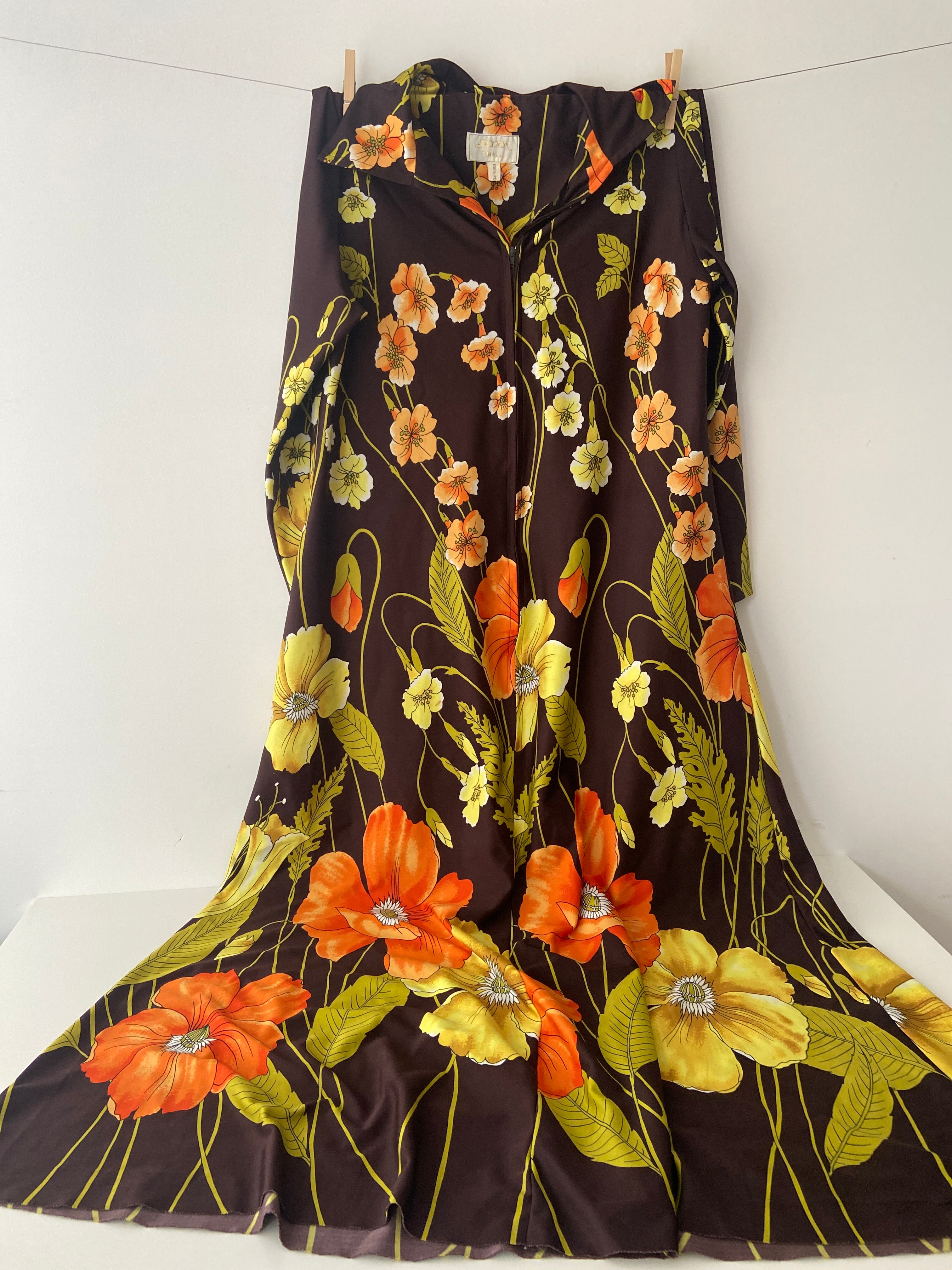 AWESOME Vintage Dressing Gown Dress