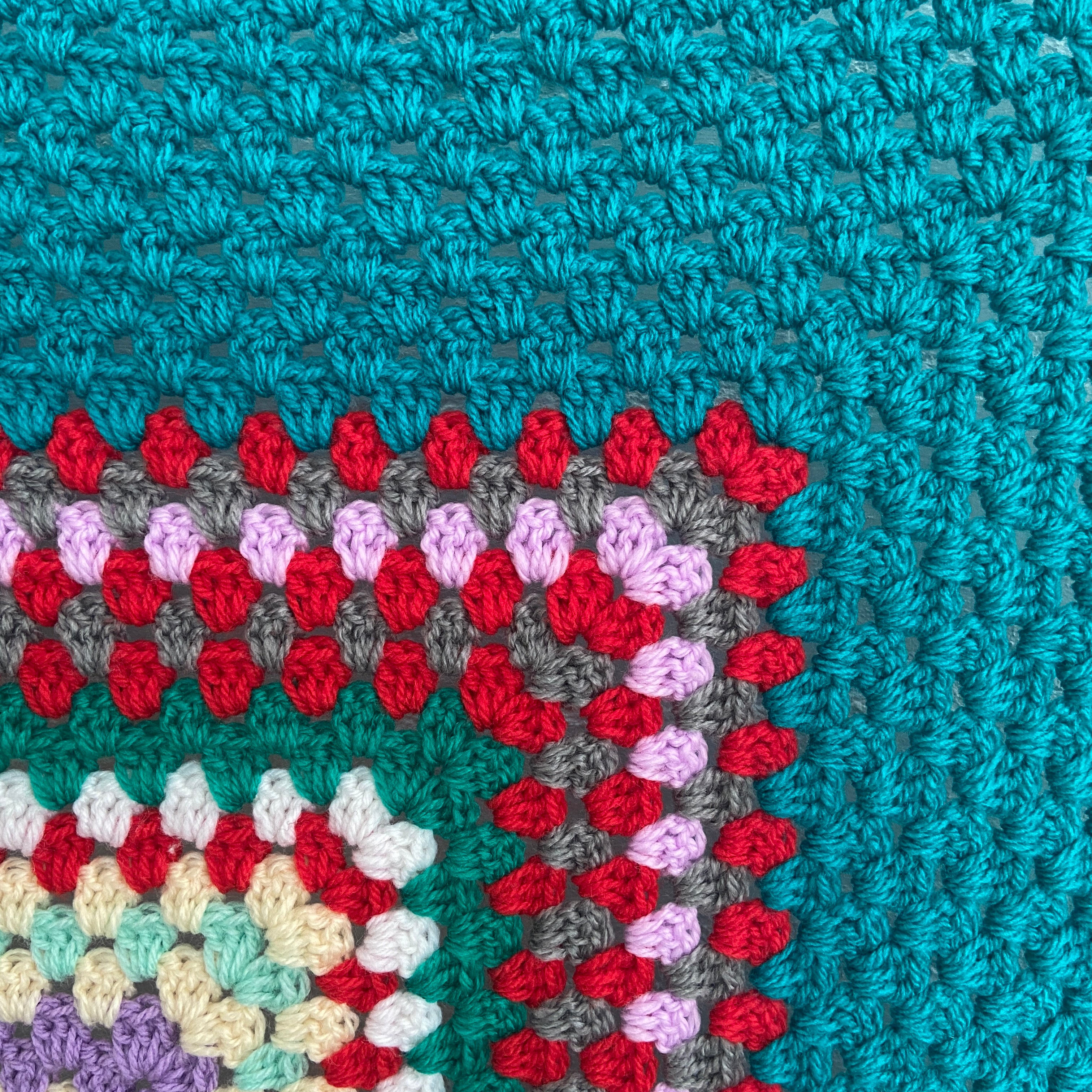 Beautiful Crochet Knitted Throw Children's ROOM Retro Decor Green & Multi Coloured