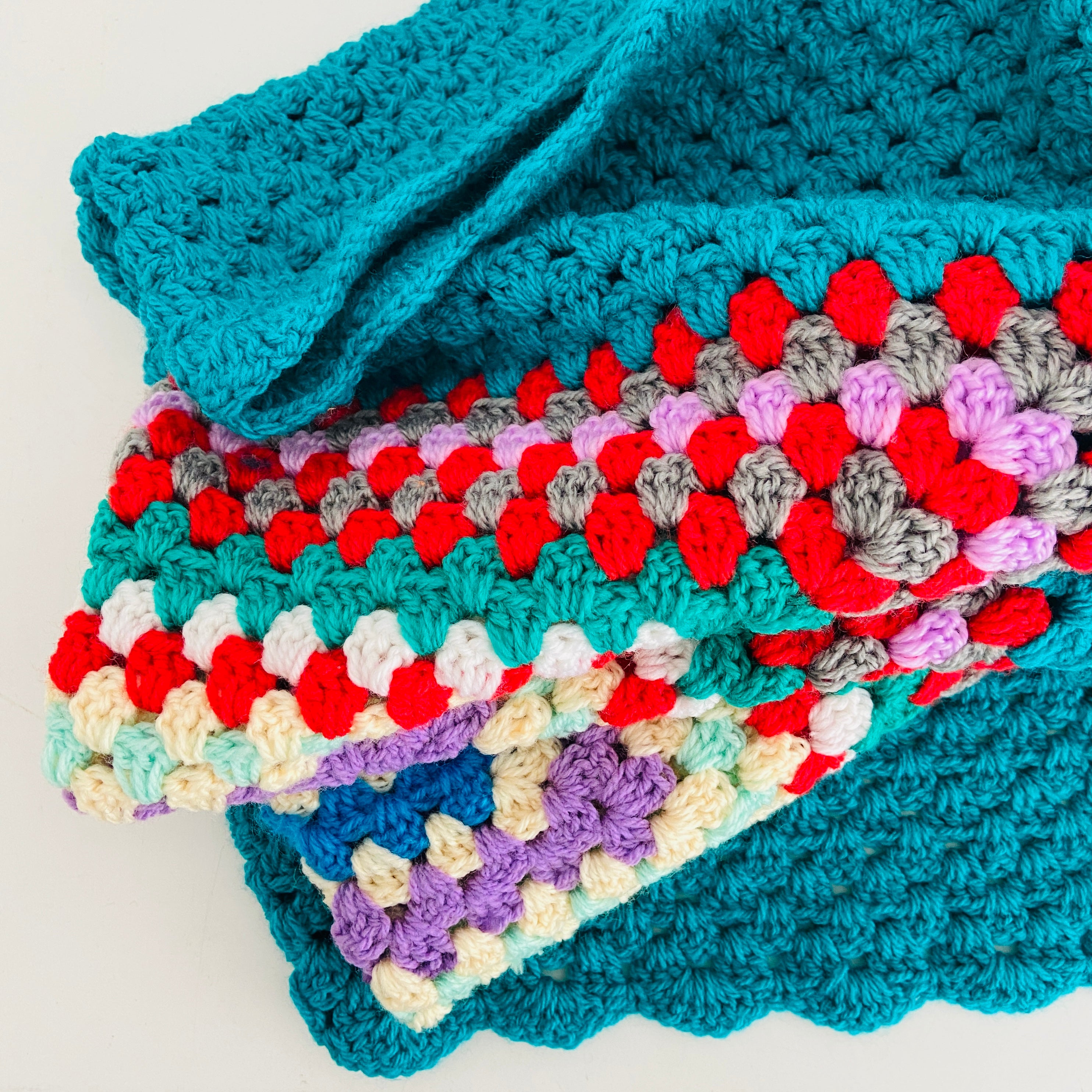 Beautiful Crochet Knitted Throw Children's ROOM Retro Decor Green & Multi Coloured