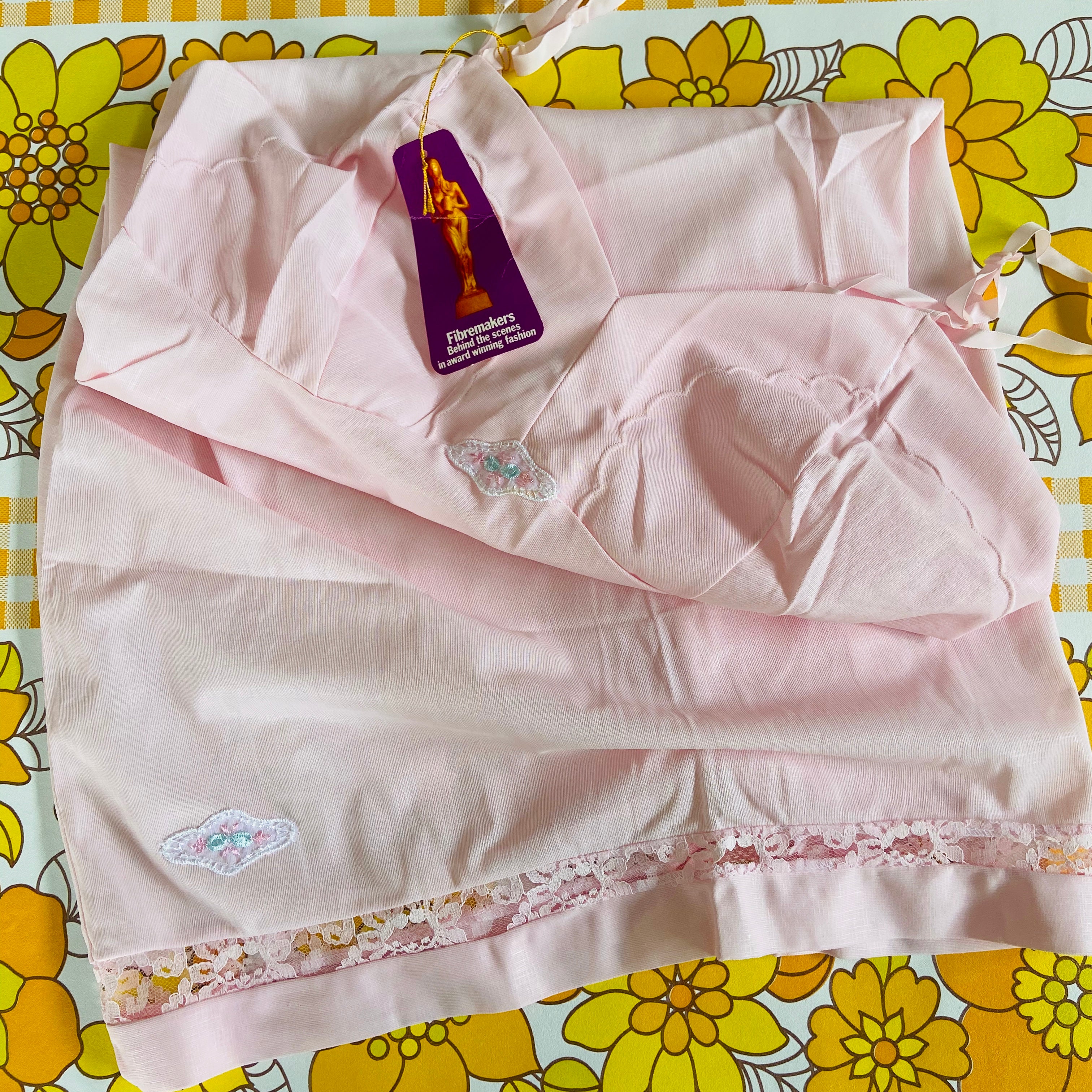 UNWORN Nylon Pink CAMI Slip Lingerie 60's 70's Playful