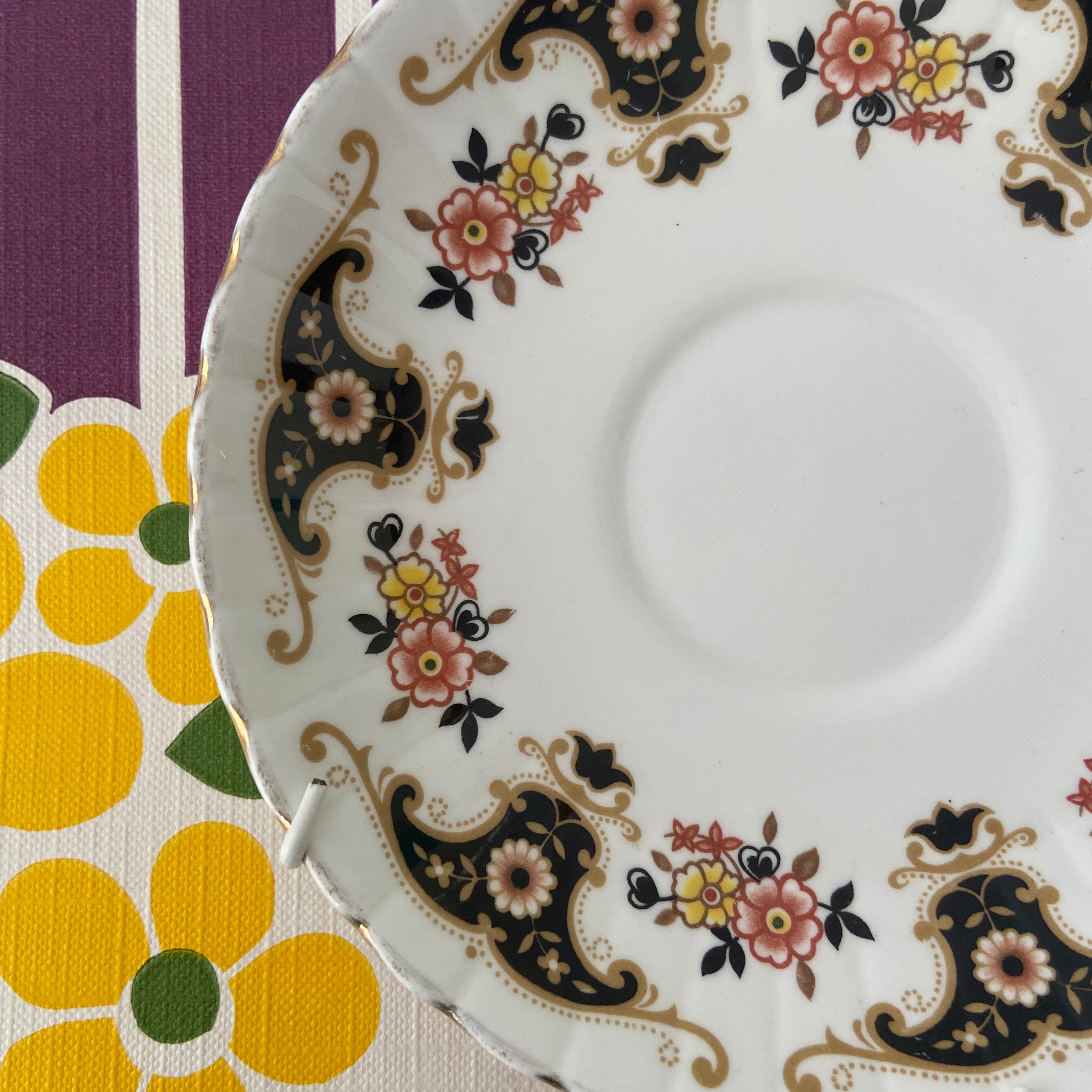 Balmoral Royal Stafford Ready to Hang Vintage Plate