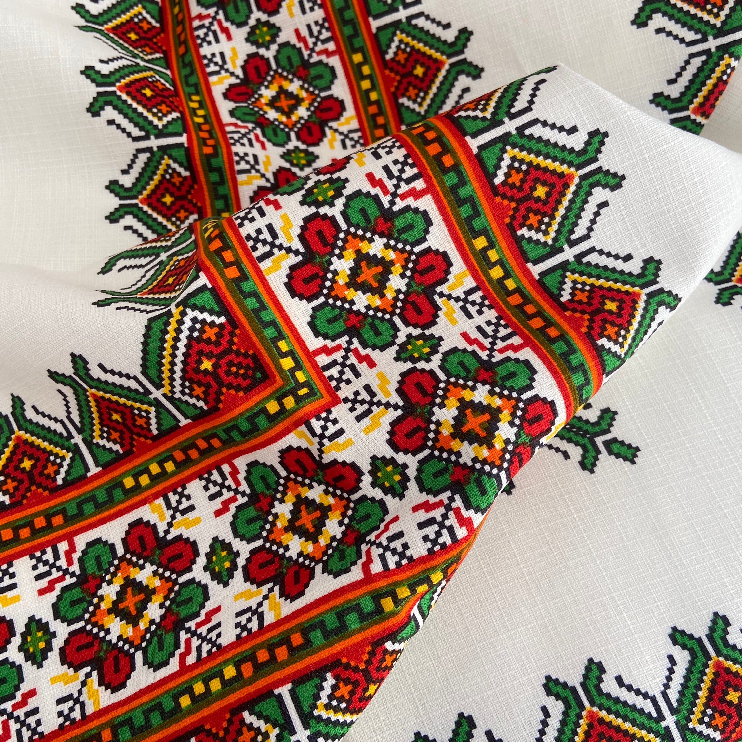 UNUSED Large All COTTON Table Cloth Fabulous Quality VINTAGE