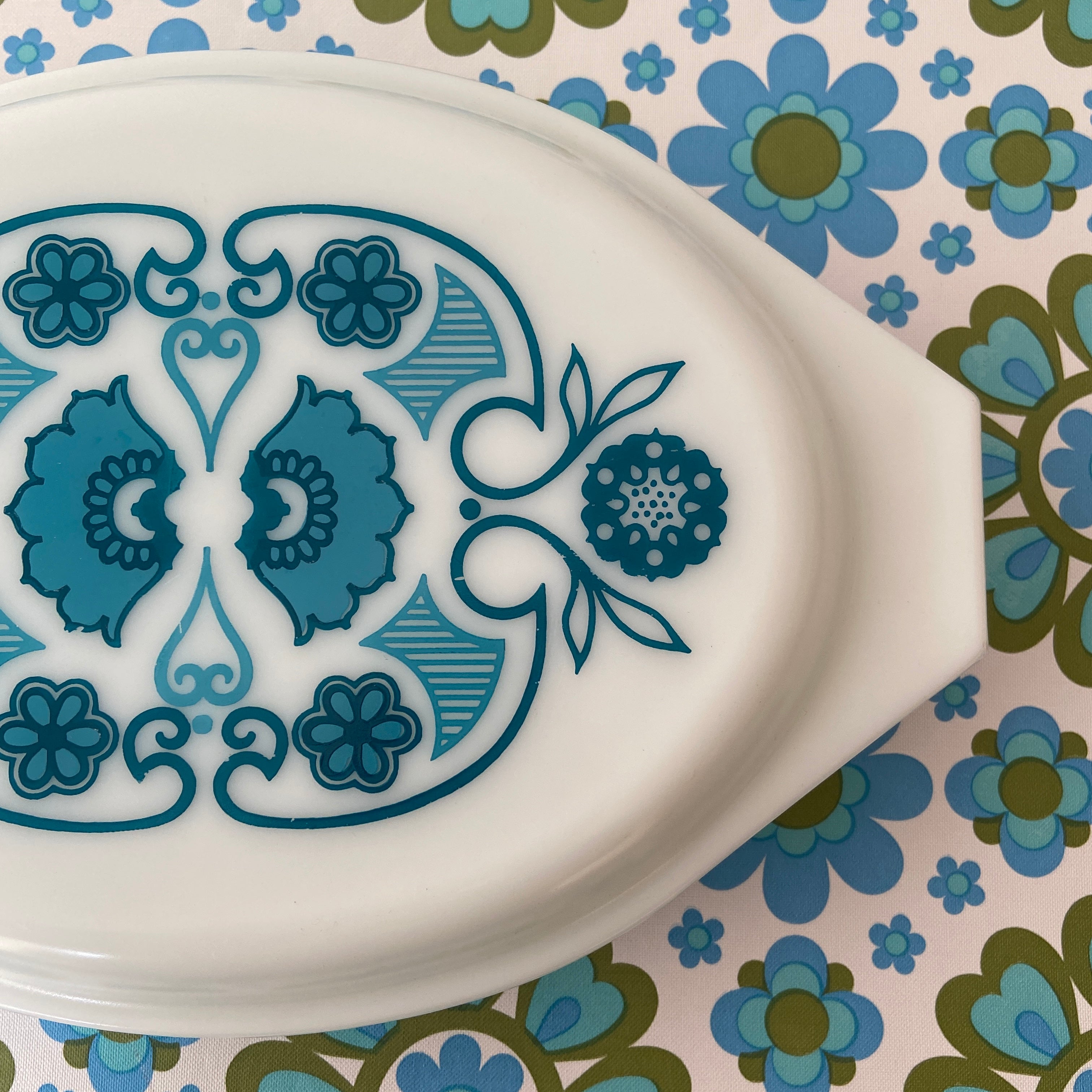 Vintage Blue Pyrex Baking Dishes Vintage Pyrex Aqua Blue Horizon