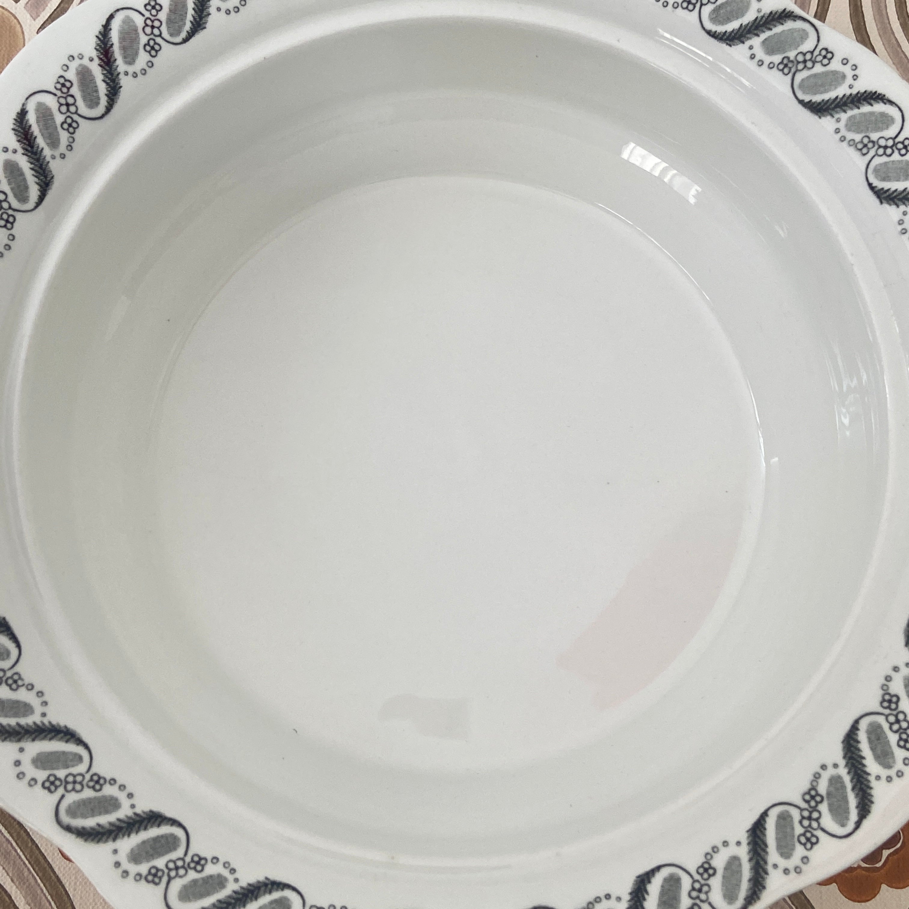 Vintage Sterling Victoria J & G Meakin Staffordshire