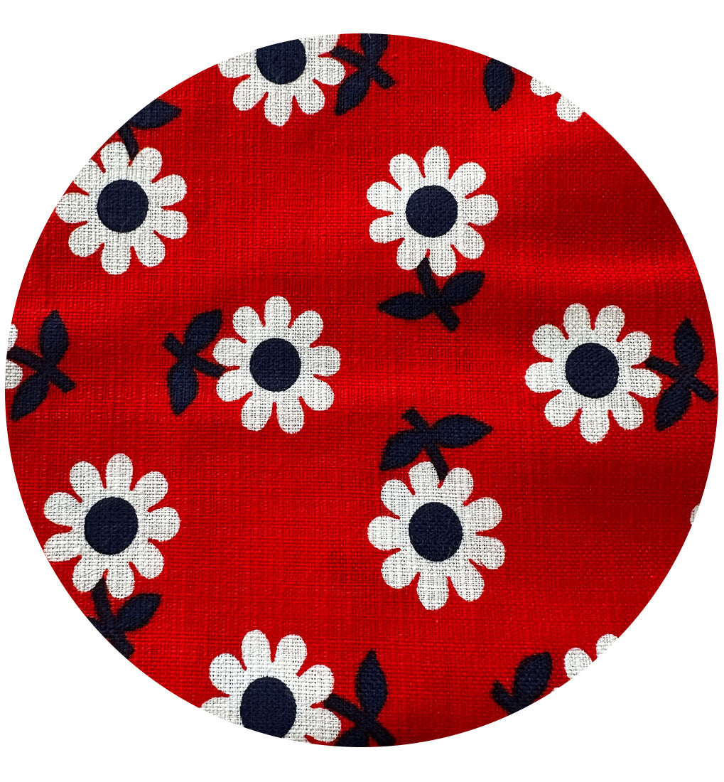 200cm Vintage Red Daisy Cotton Fabric