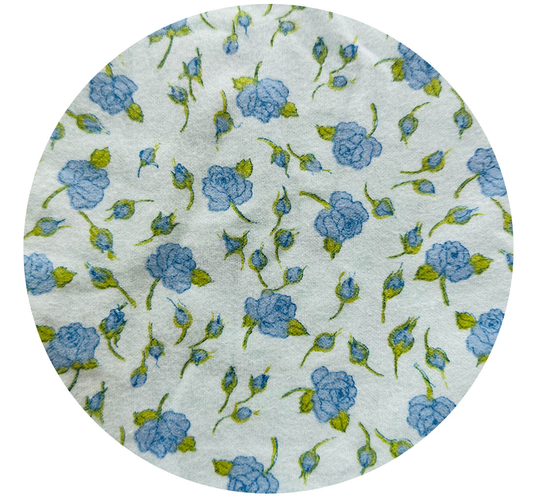 275cms Blue Crisp Vintage Flannelette Fabric ROSES