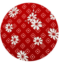 Robert Kaufman - Daisy Redwork Cotton Floral Fabric