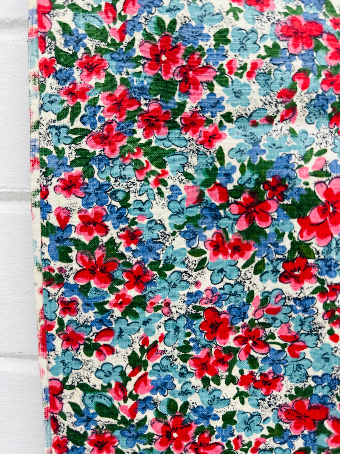 185cms Excellent Quality Vintage Cotton Floral Fabric