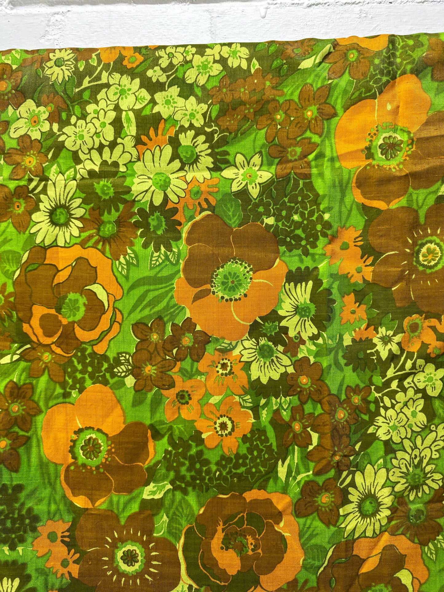 350cms Green Floral SILK Fabric Beautiful