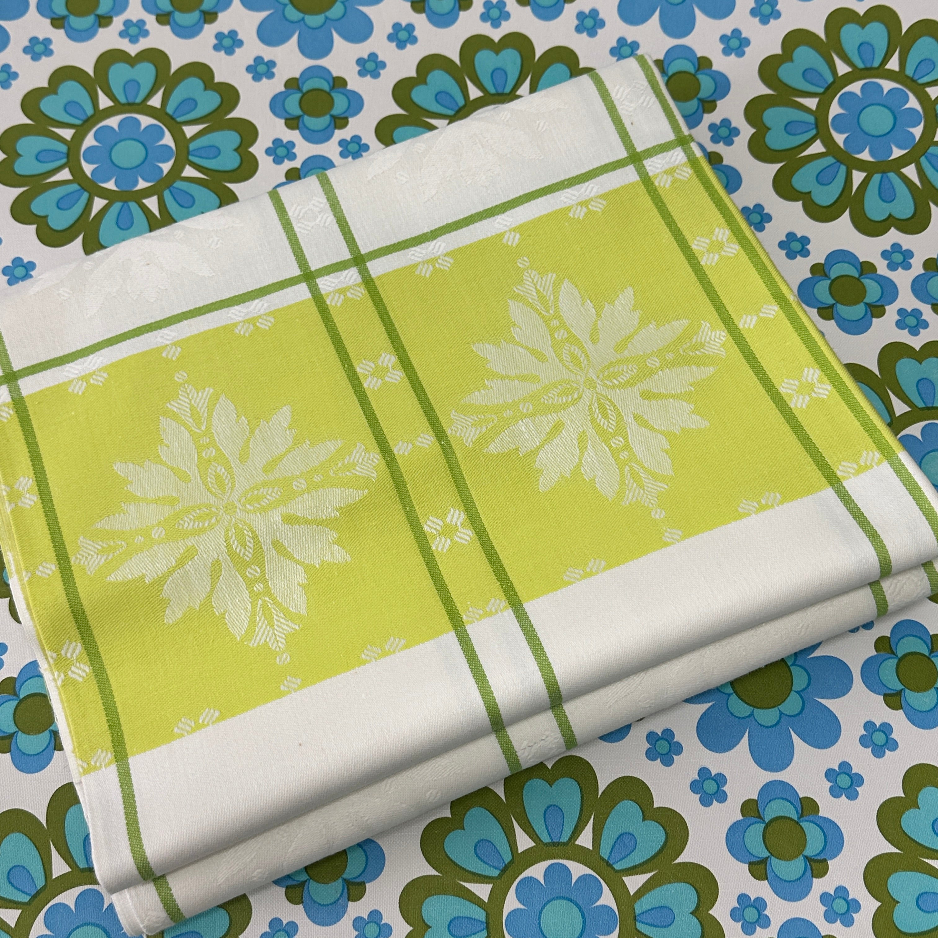 Wonderful Lime Green Damask Tablecloth