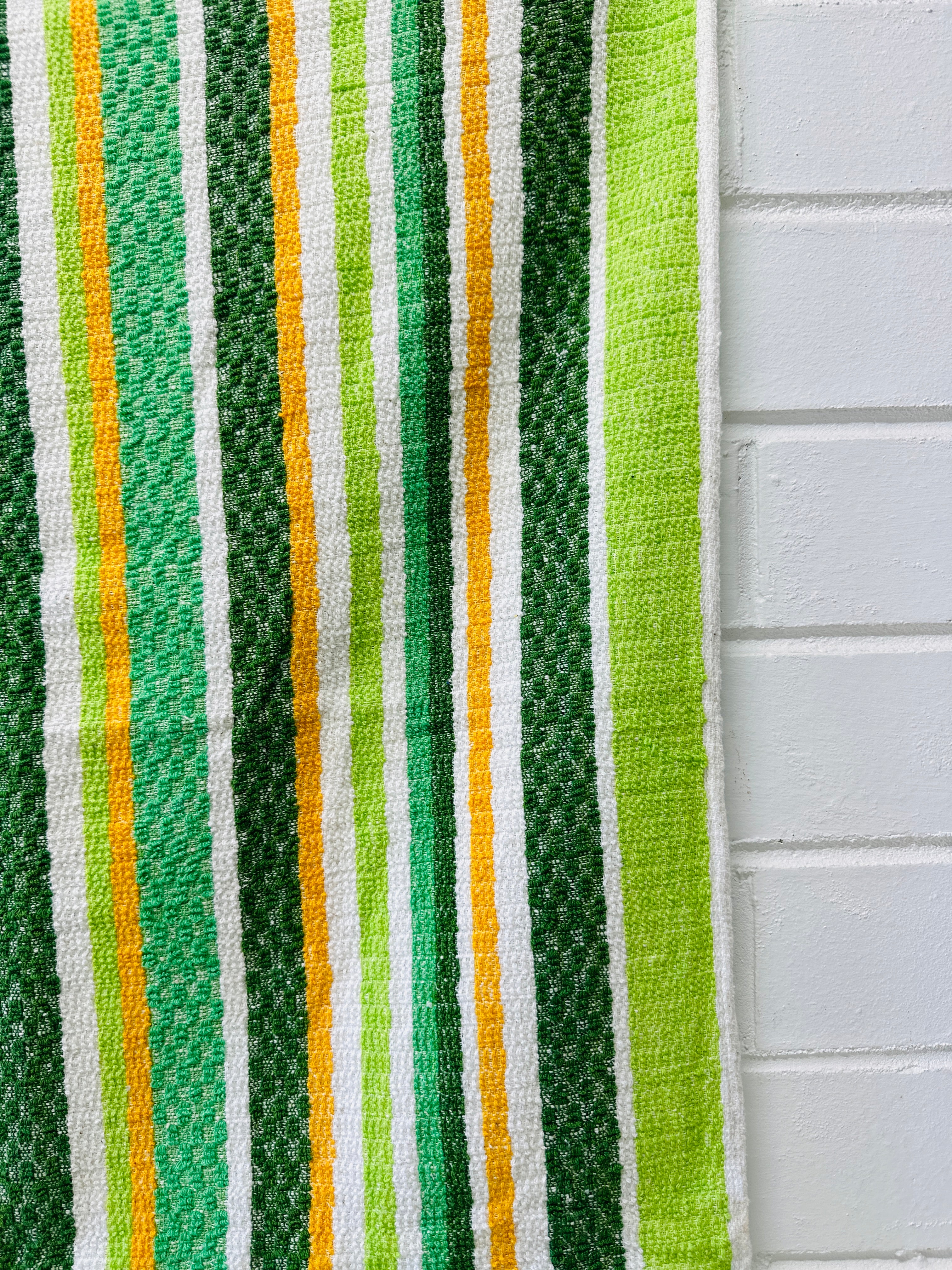 Fabulous RETRO Vintage GREEN Cotton # 2