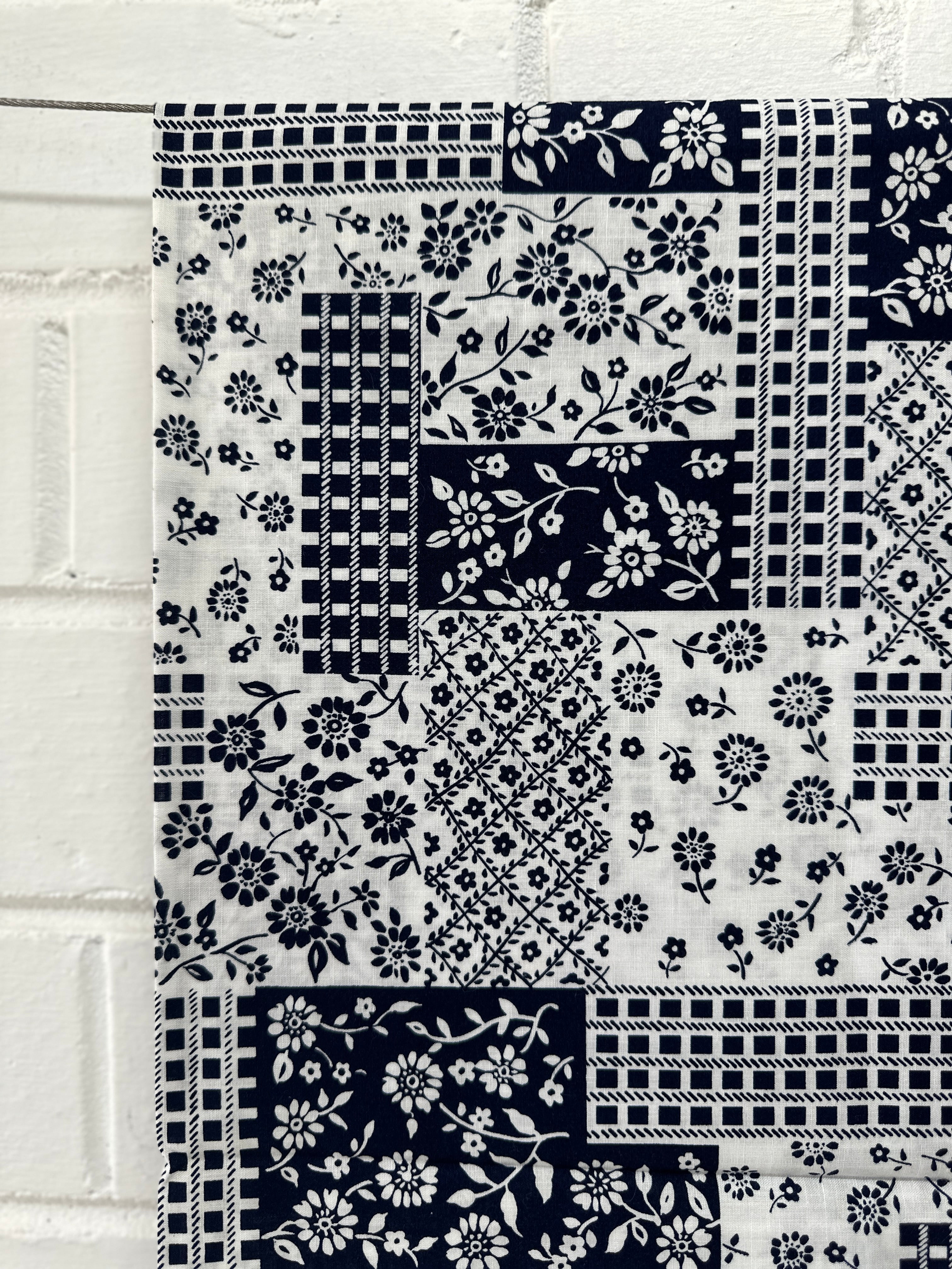 110cms Adorable Navy Blue & White Florals Vintage Cotton
