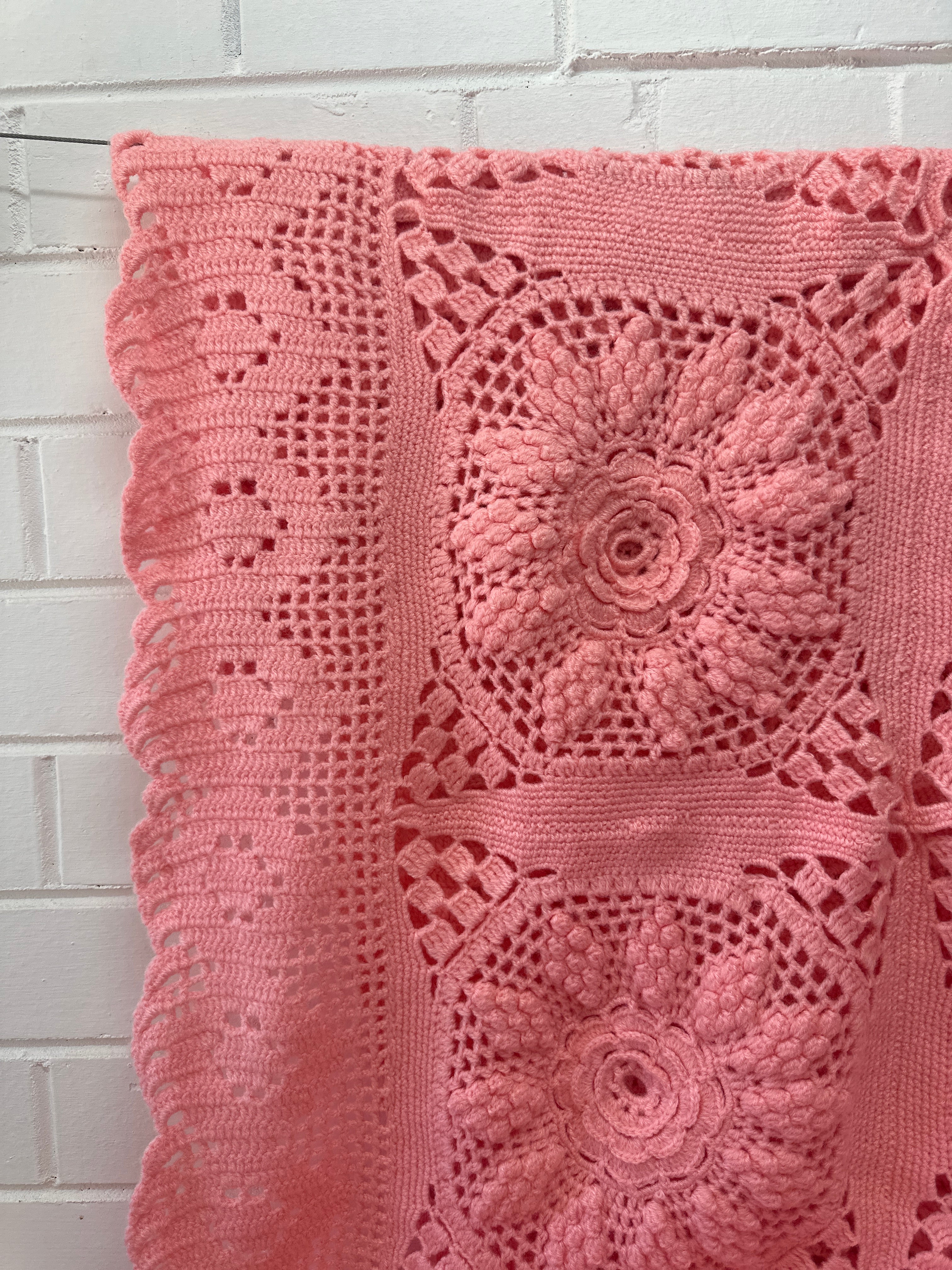 HUGE Handmade Knitted Bedspread Pink WOOL As New