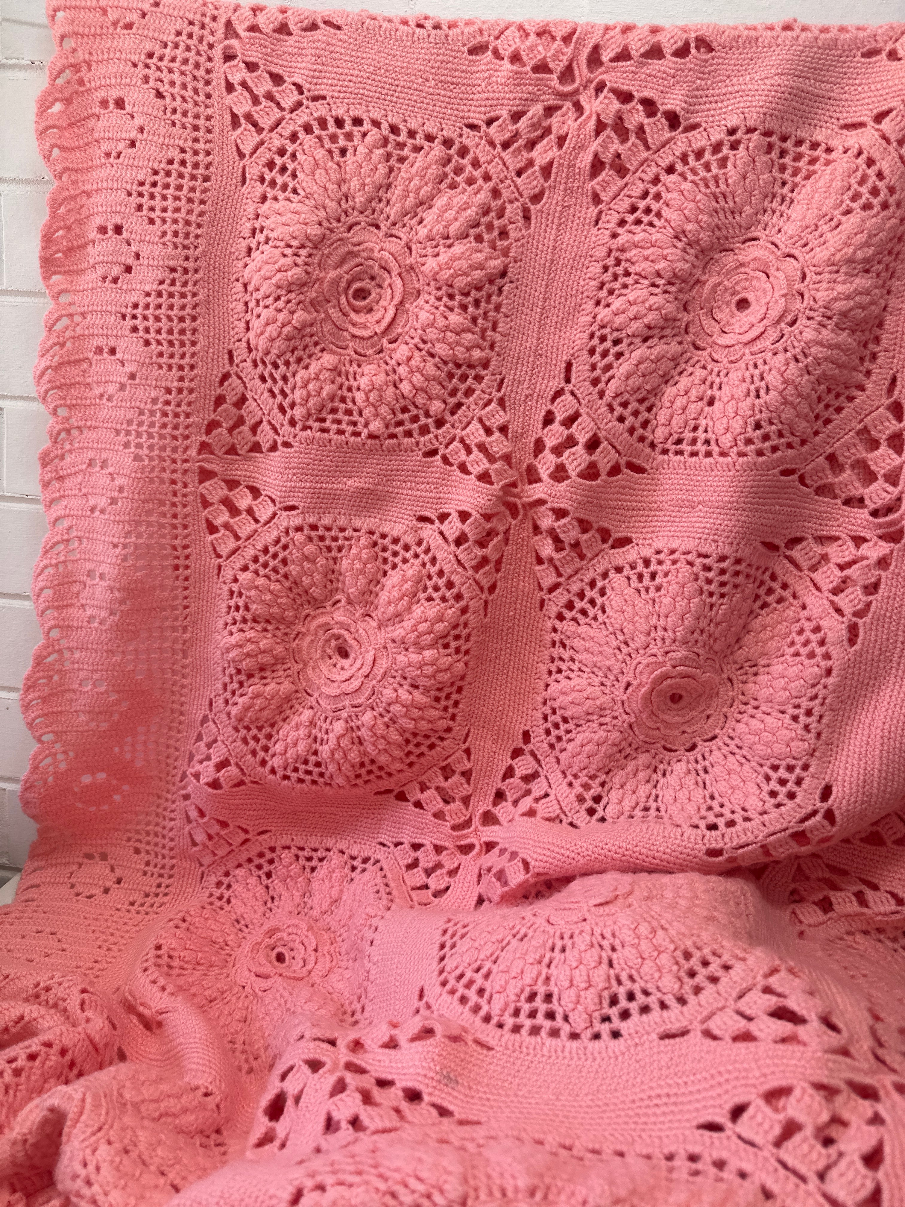 HUGE Handmade Knitted Bedspread Pink WOOL As New
