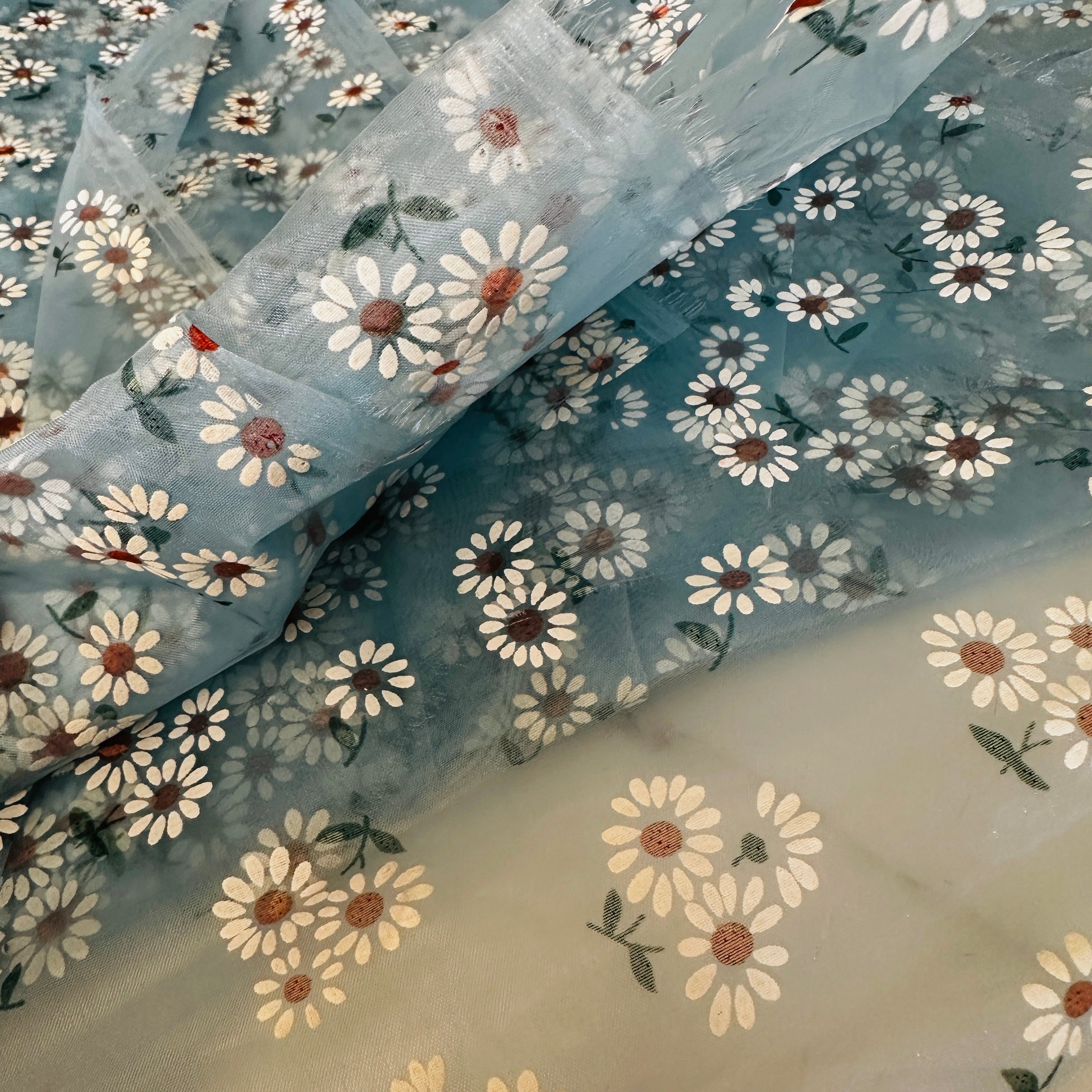 270cms Vintage Sheer Light Blue Daisy Fabric STUNNING