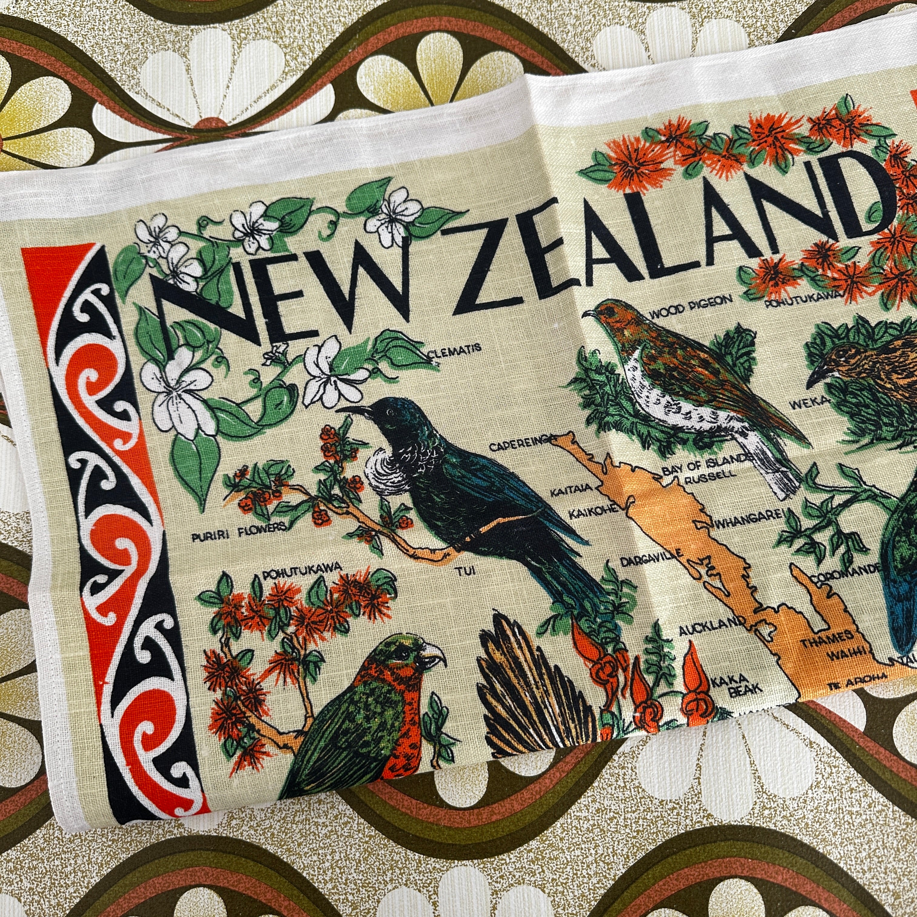 UNUSED Pure LINEN New Zealand BIRDS Tea Towel