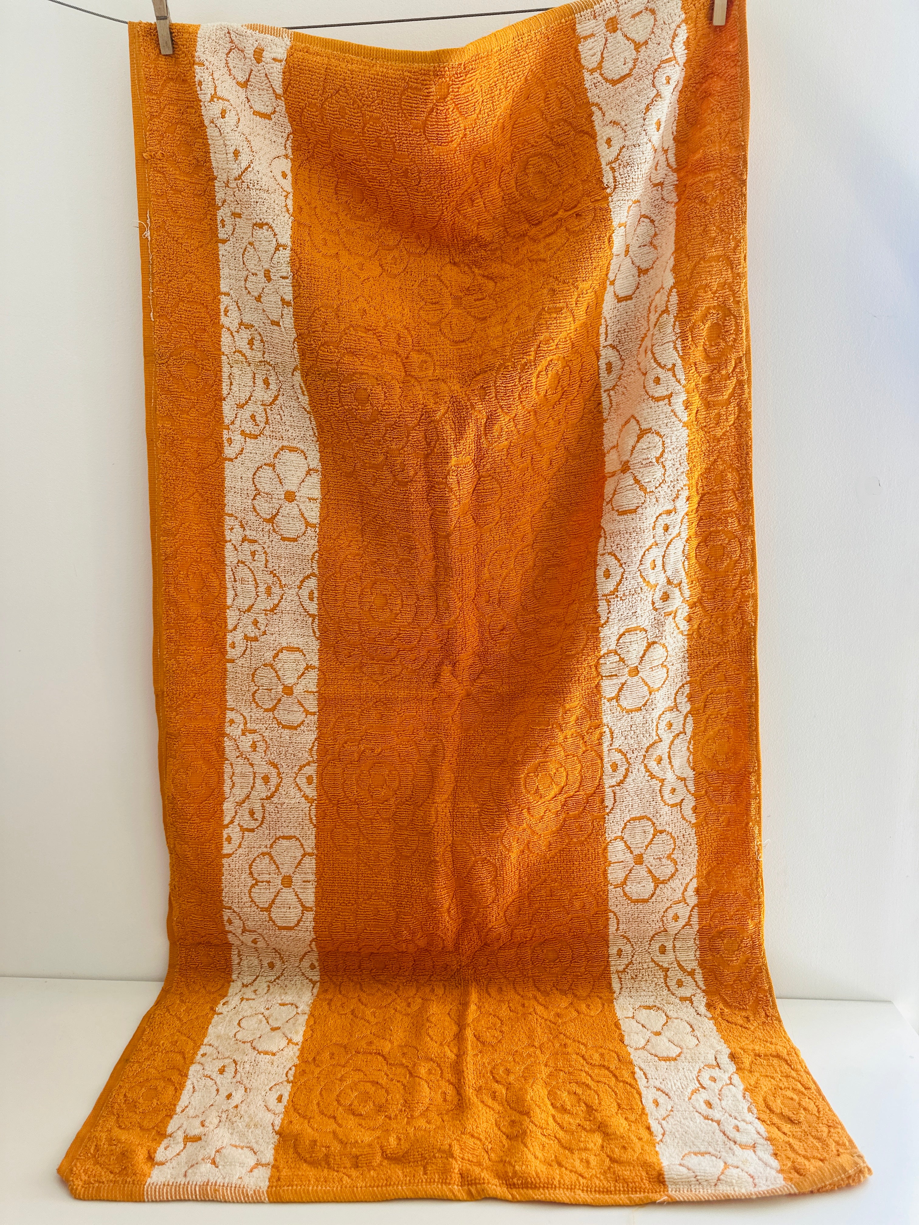 Vintage Cotton Bath Towel RETRO