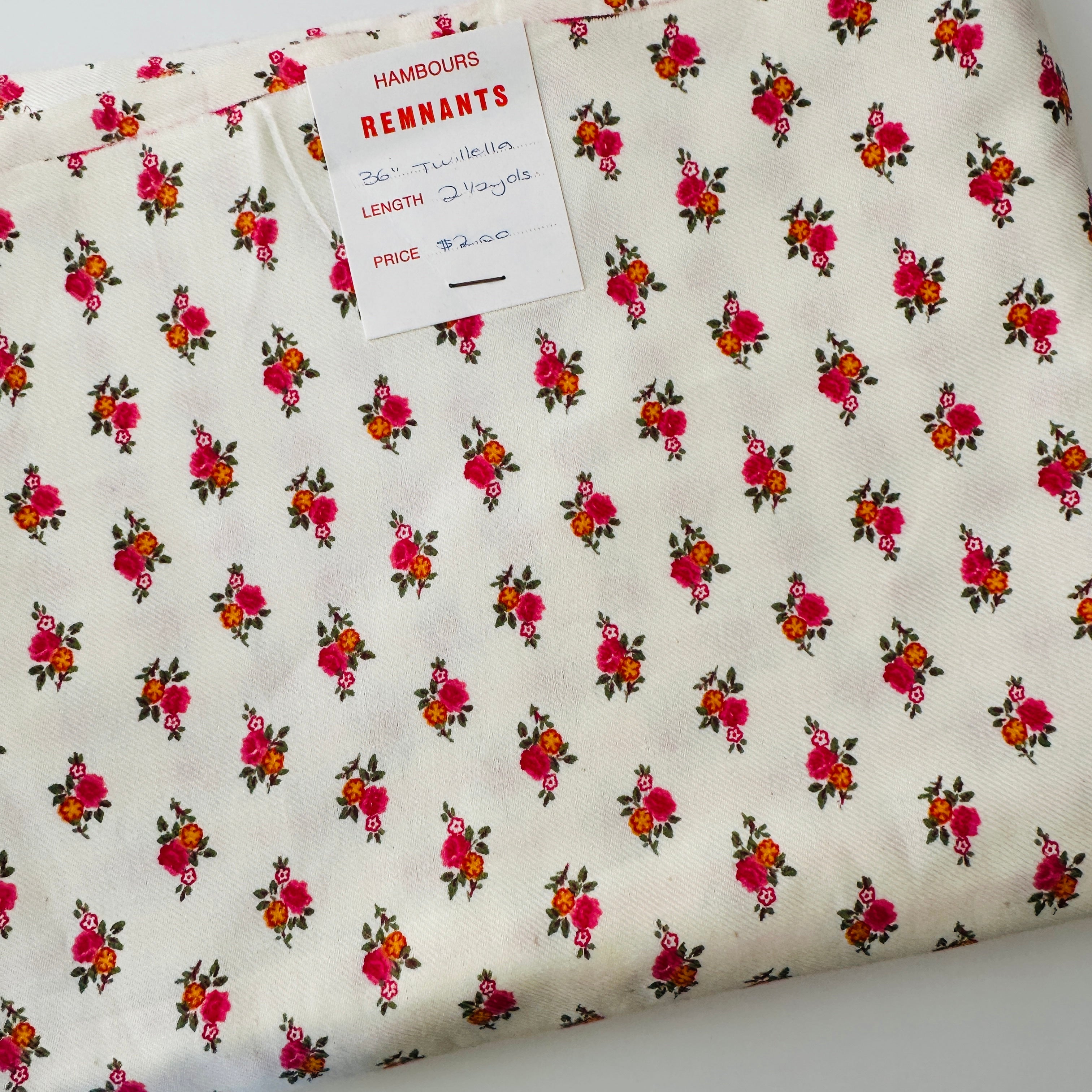 220cms Adorable Vintage Floral Fabric Cotton Miniature print