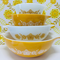 Full Set Pyrex Mixing Bowls Butterly Gold