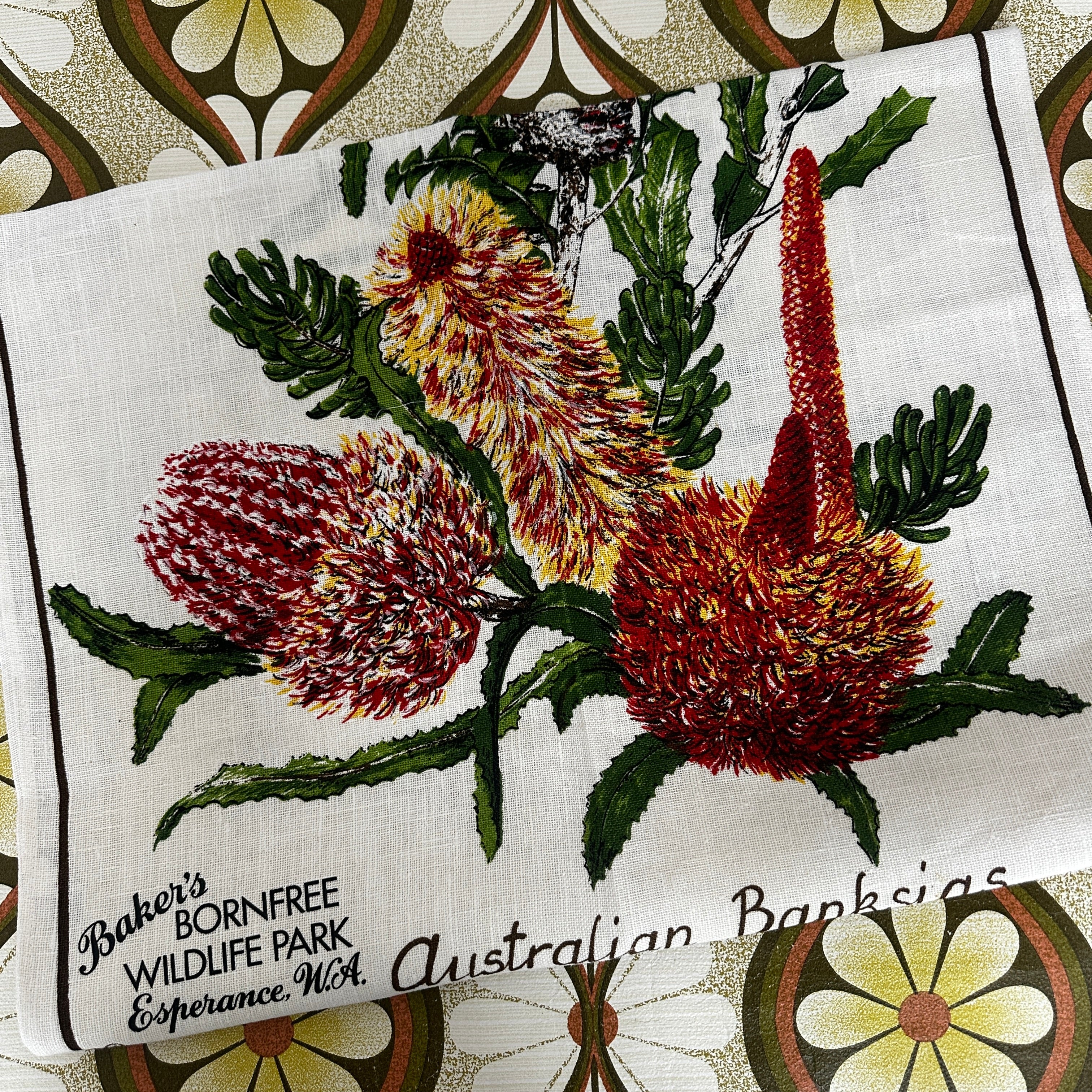 UNUSED Vintage Tea Towel Australian Banksias Linen