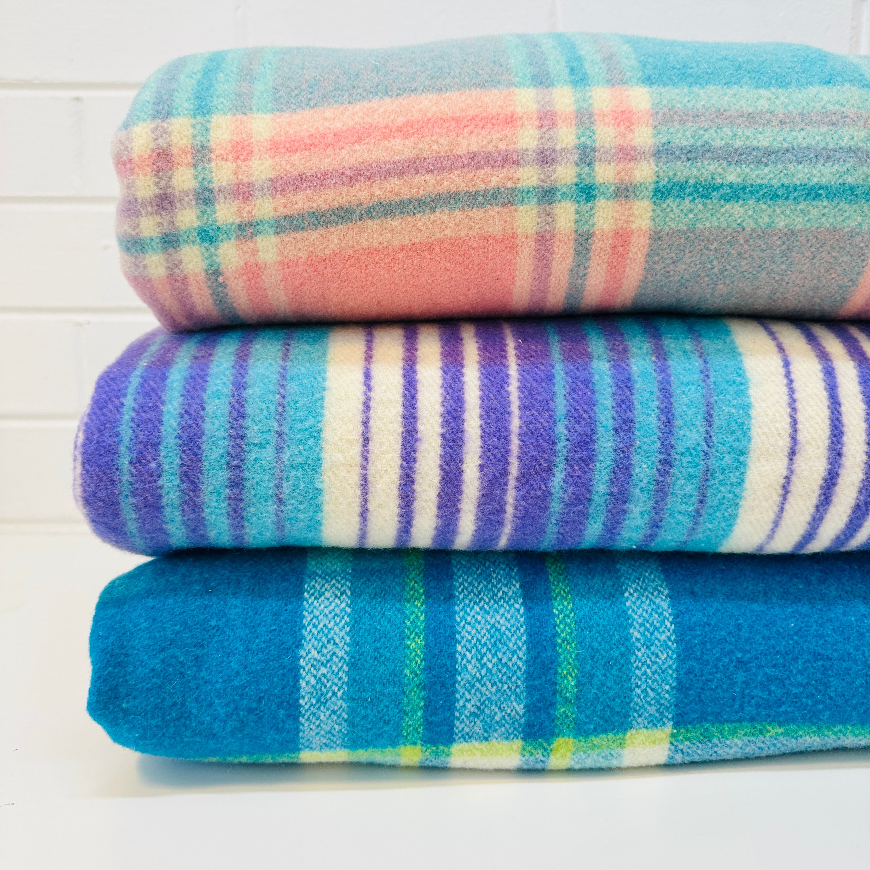 Vintage Venture Pure Wool Blanket