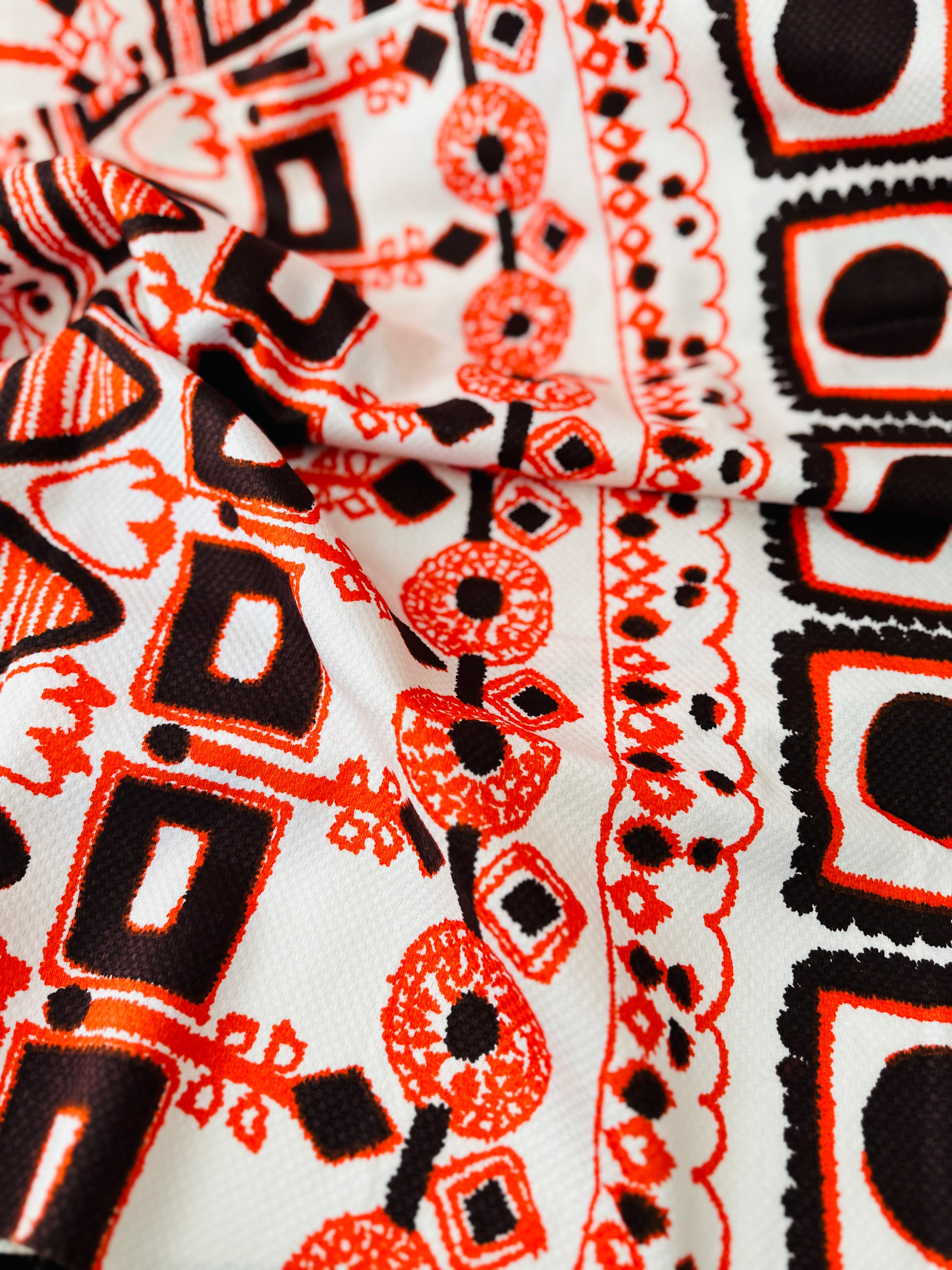 310cms Fabulous Large BOLD Vintage Bright FABRIC