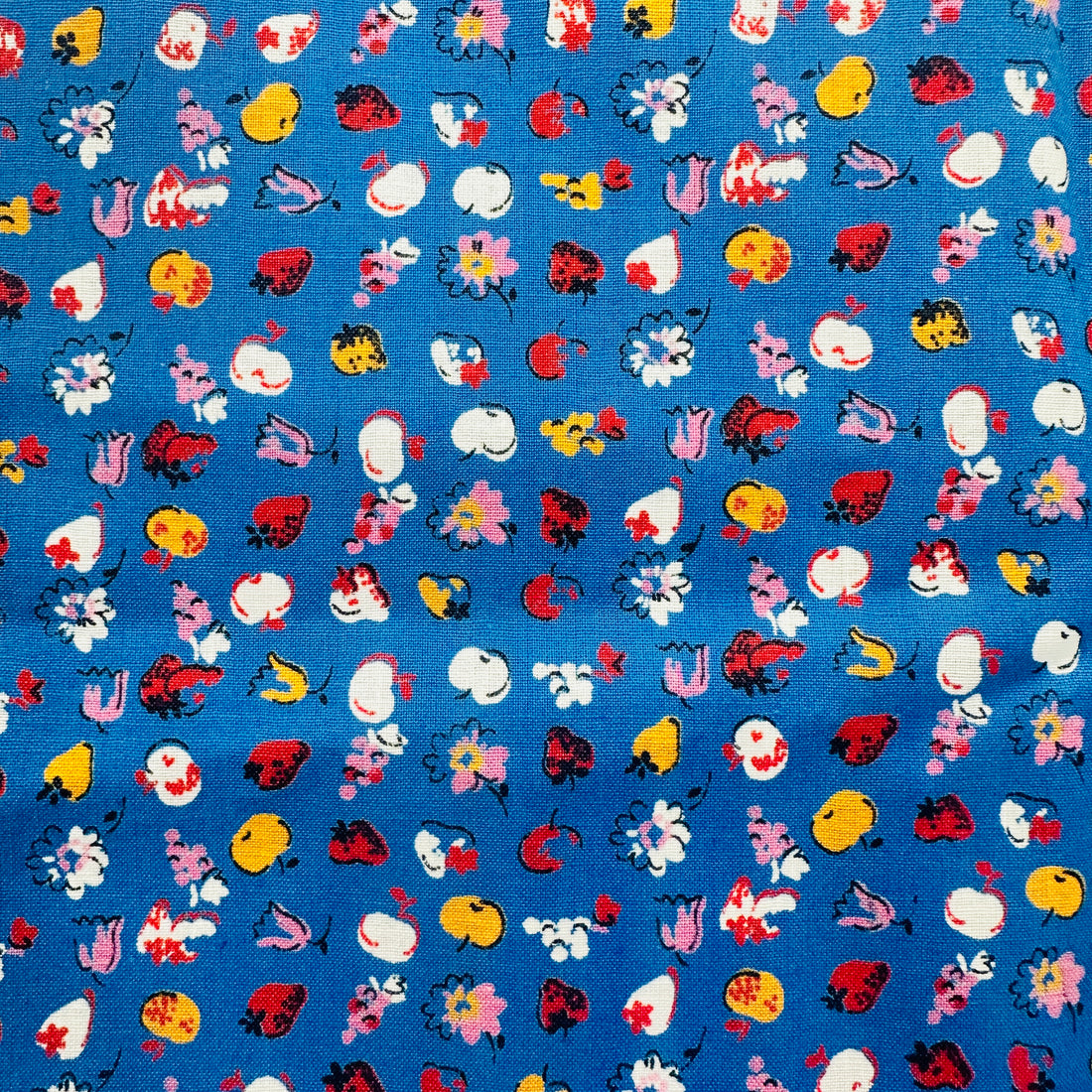 100cms Vintage Floral Cotton Stunning Quality Medium Weight Fabric