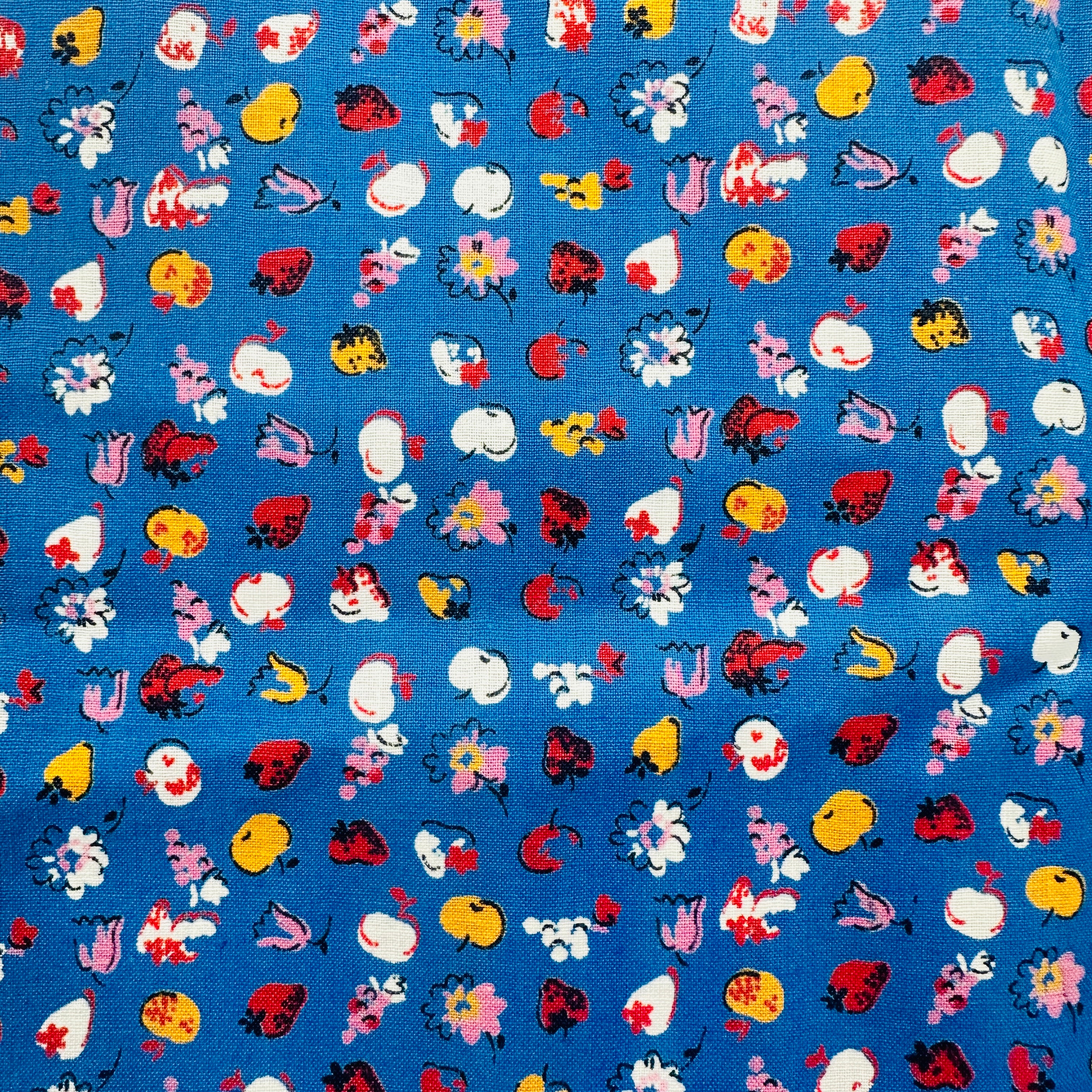 100cms Vintage Floral Cotton Stunning Quality Medium Weight Fabric