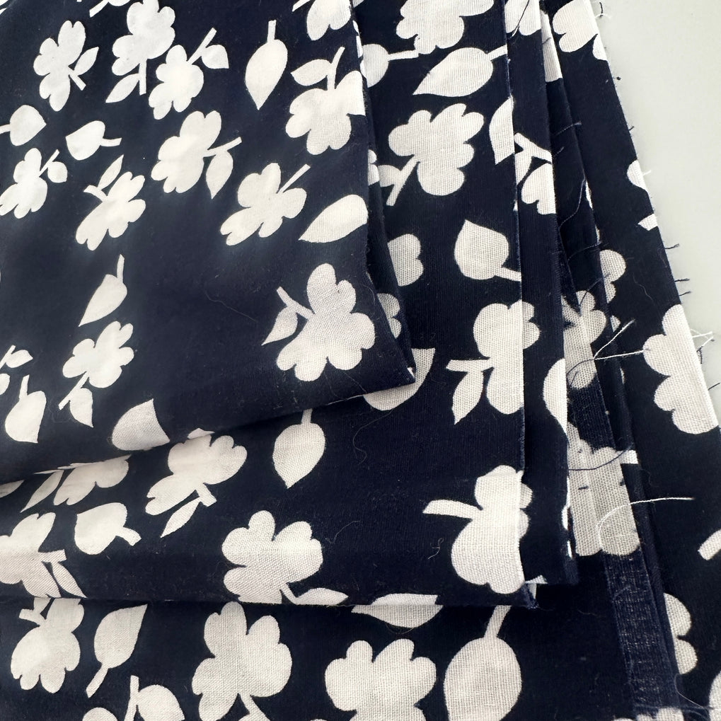245cms Navy Blue & White Cotton Vintage Fabric