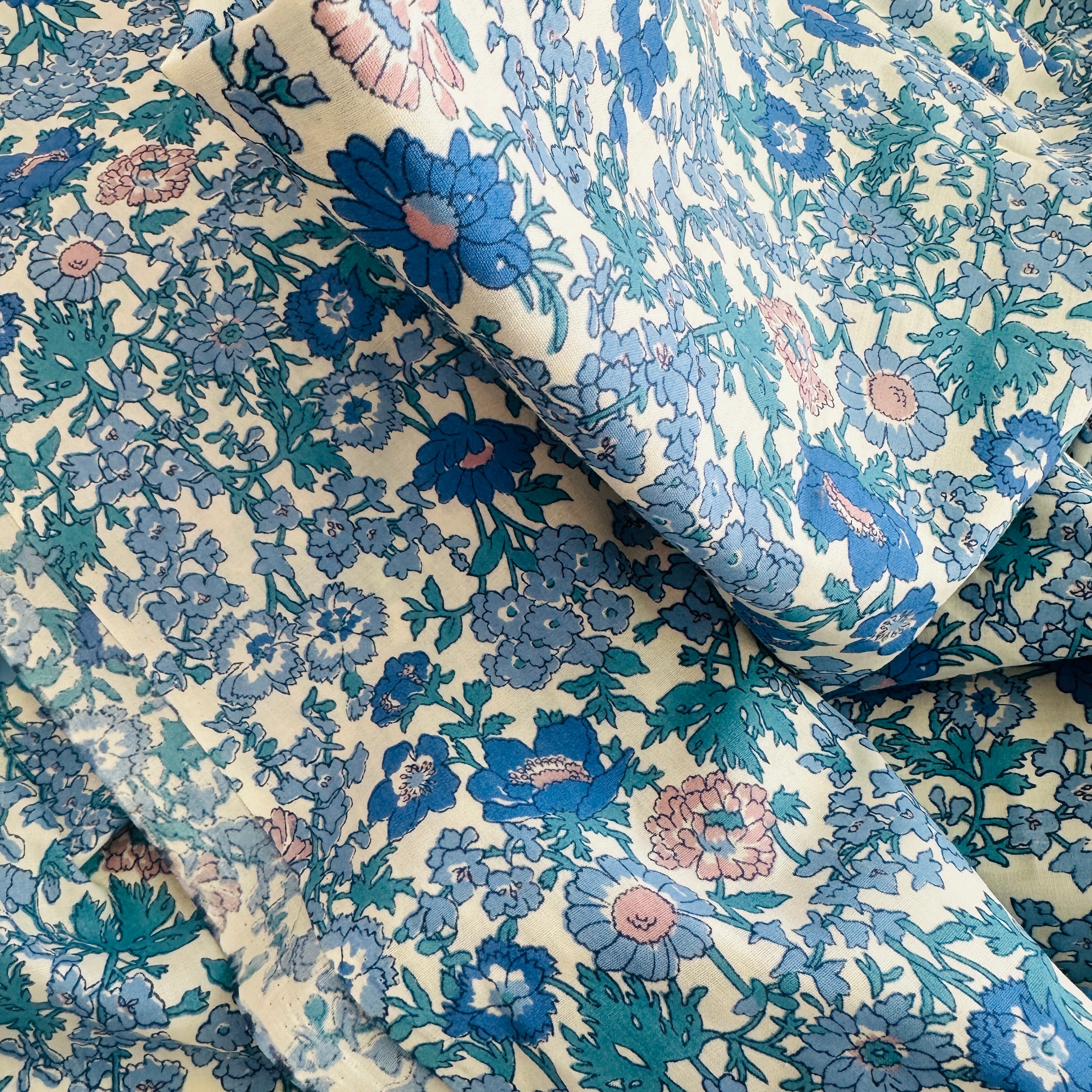 240cms Cute Blue Floral Fabric
