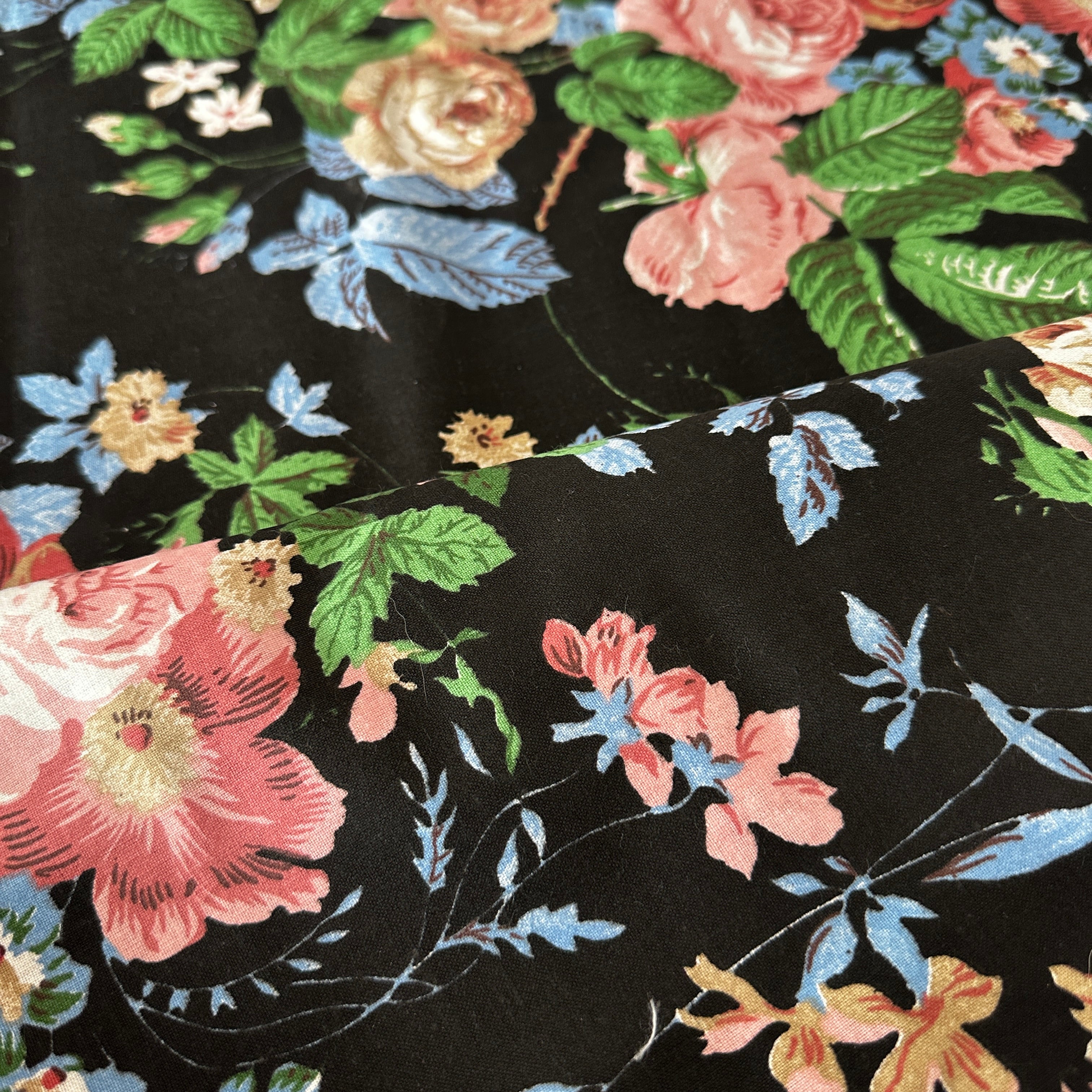 115cms Black Floral Fabric Craft Sewing