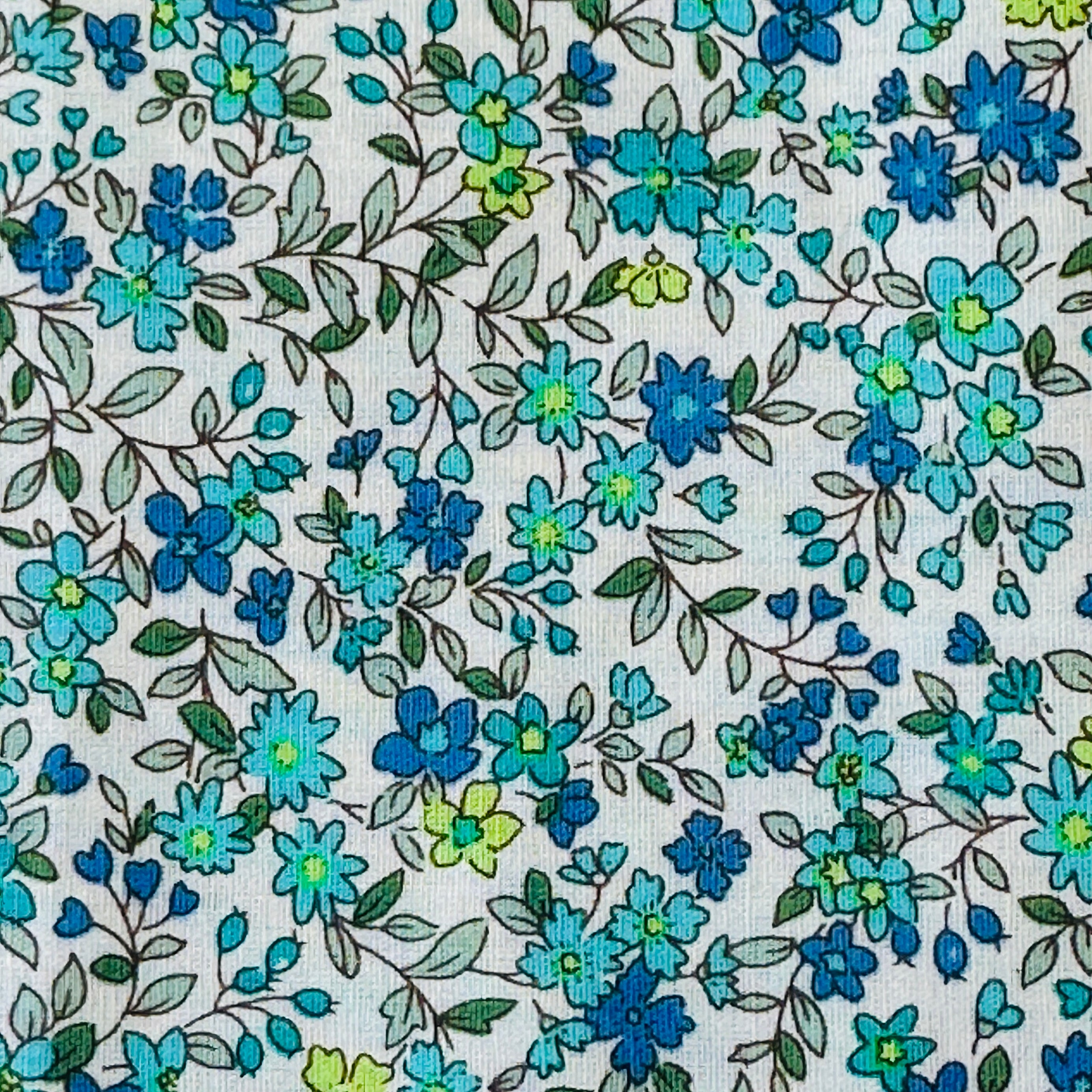 140cms Wide Sold by The Metre Pretty Blues Floral All Cotton Fabric