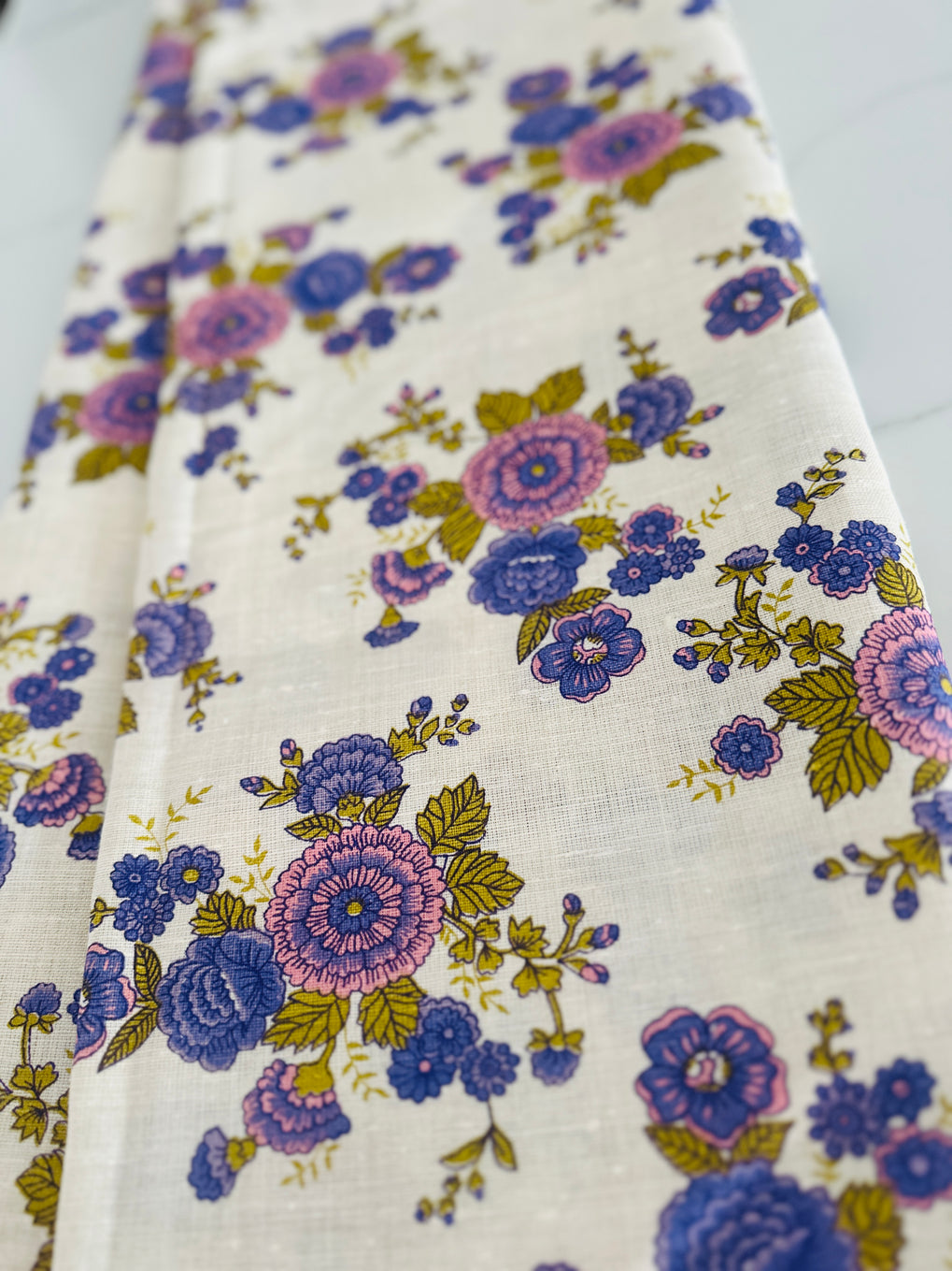 320cms AMAZING Vintage Fabric Large Blue Floral Print