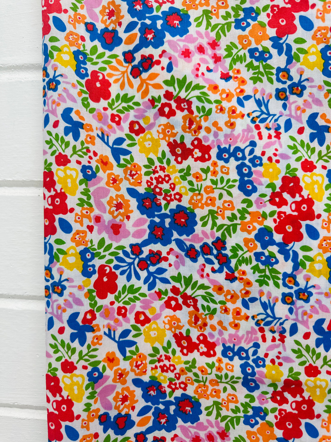 400cms Modern Floral FABRIC Adorable