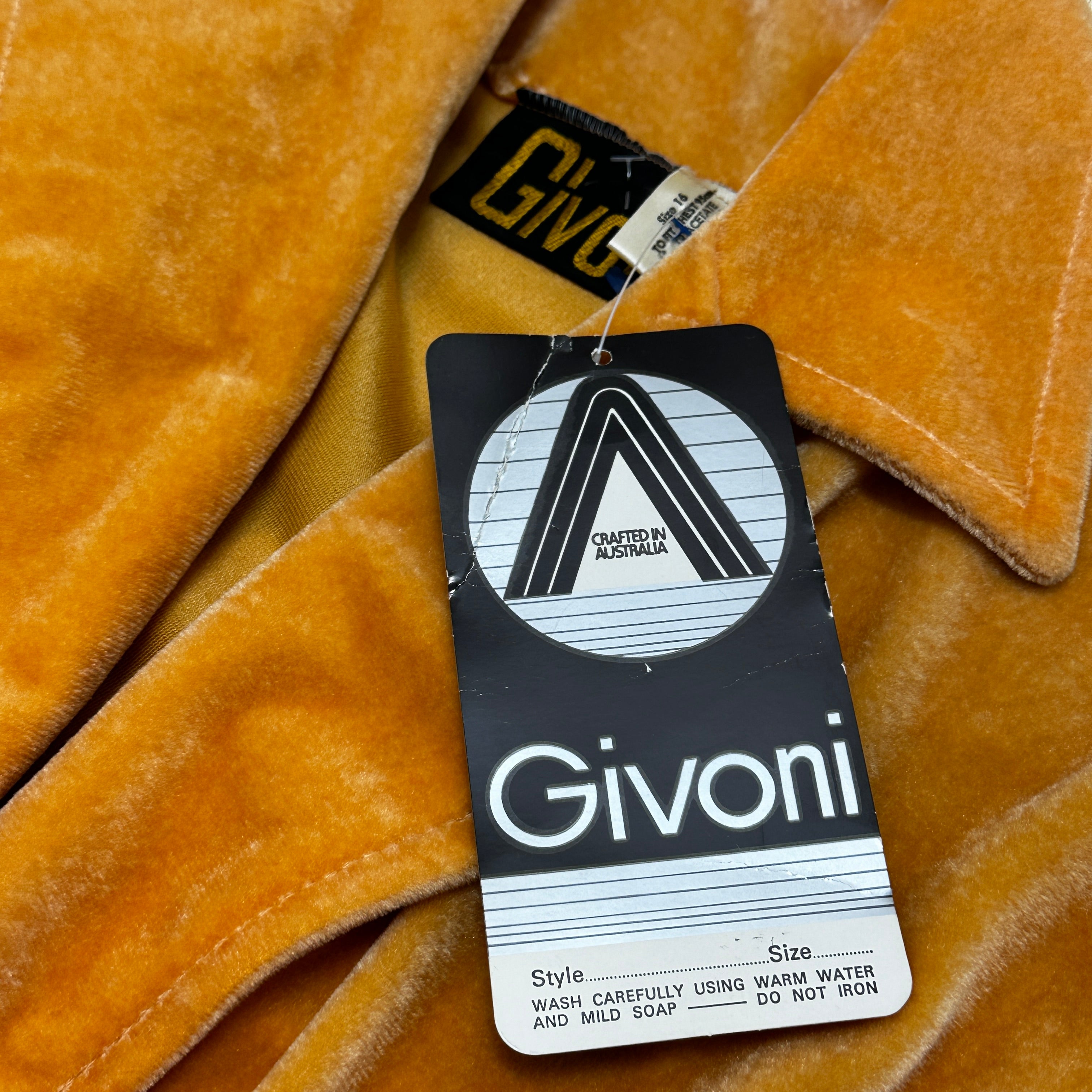 Mens Givoni Vintage Gold Robe Long Sleeve