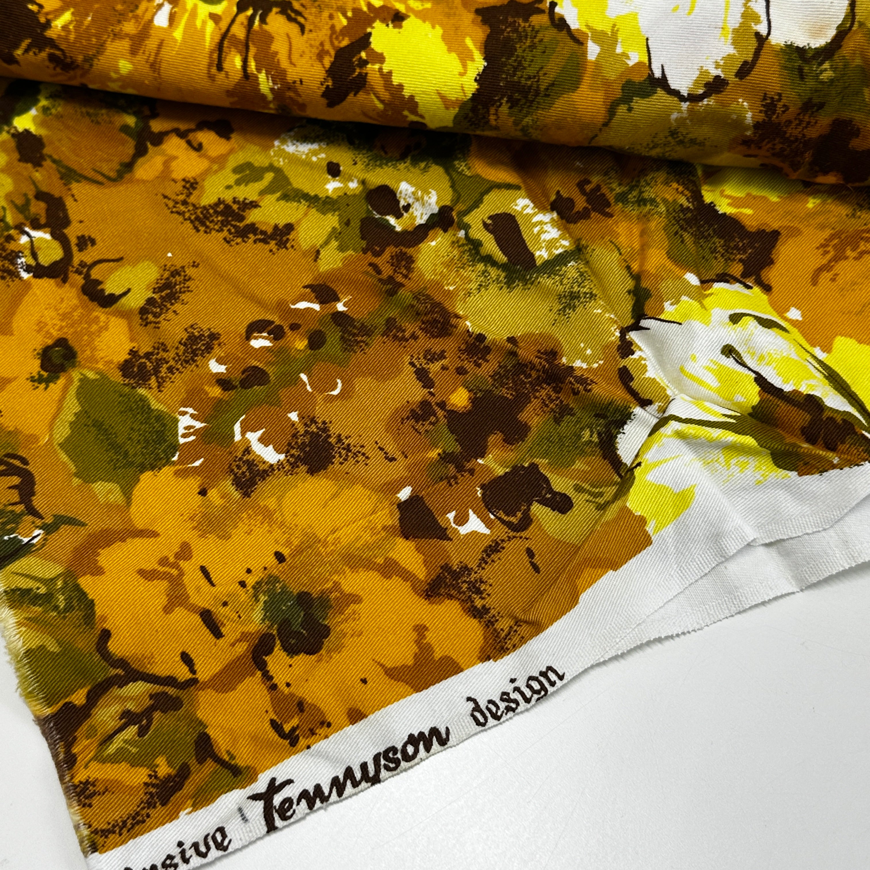 Vintage Tennsyon Retro Fabric