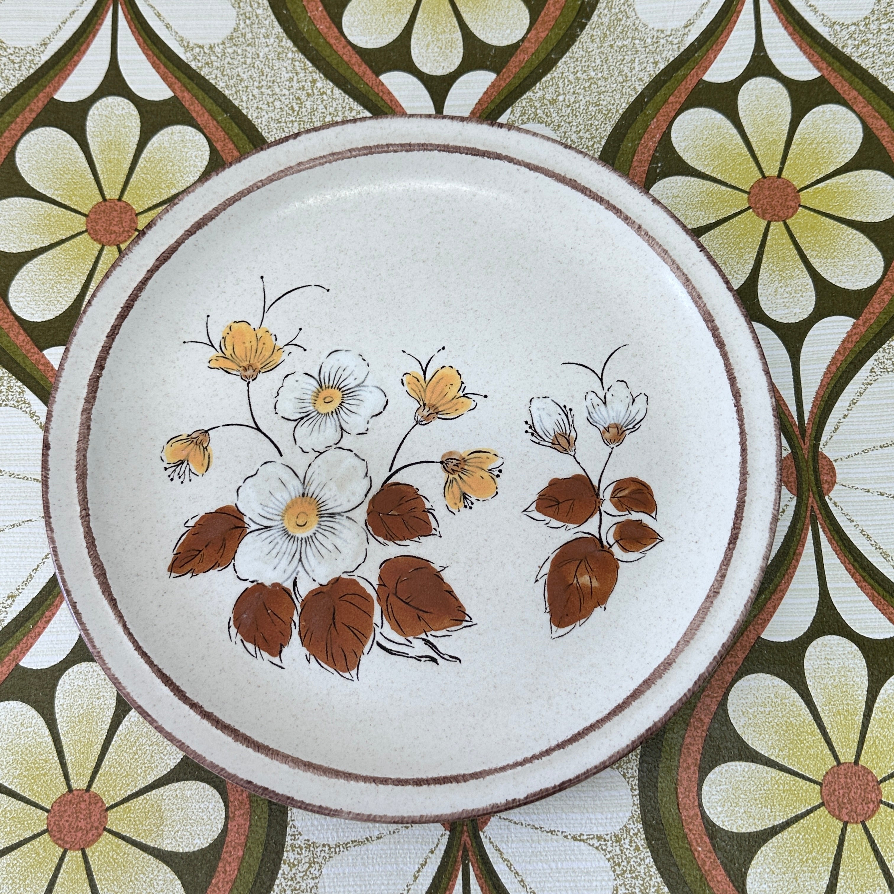 Beautiful VIntage Stoneware Plate