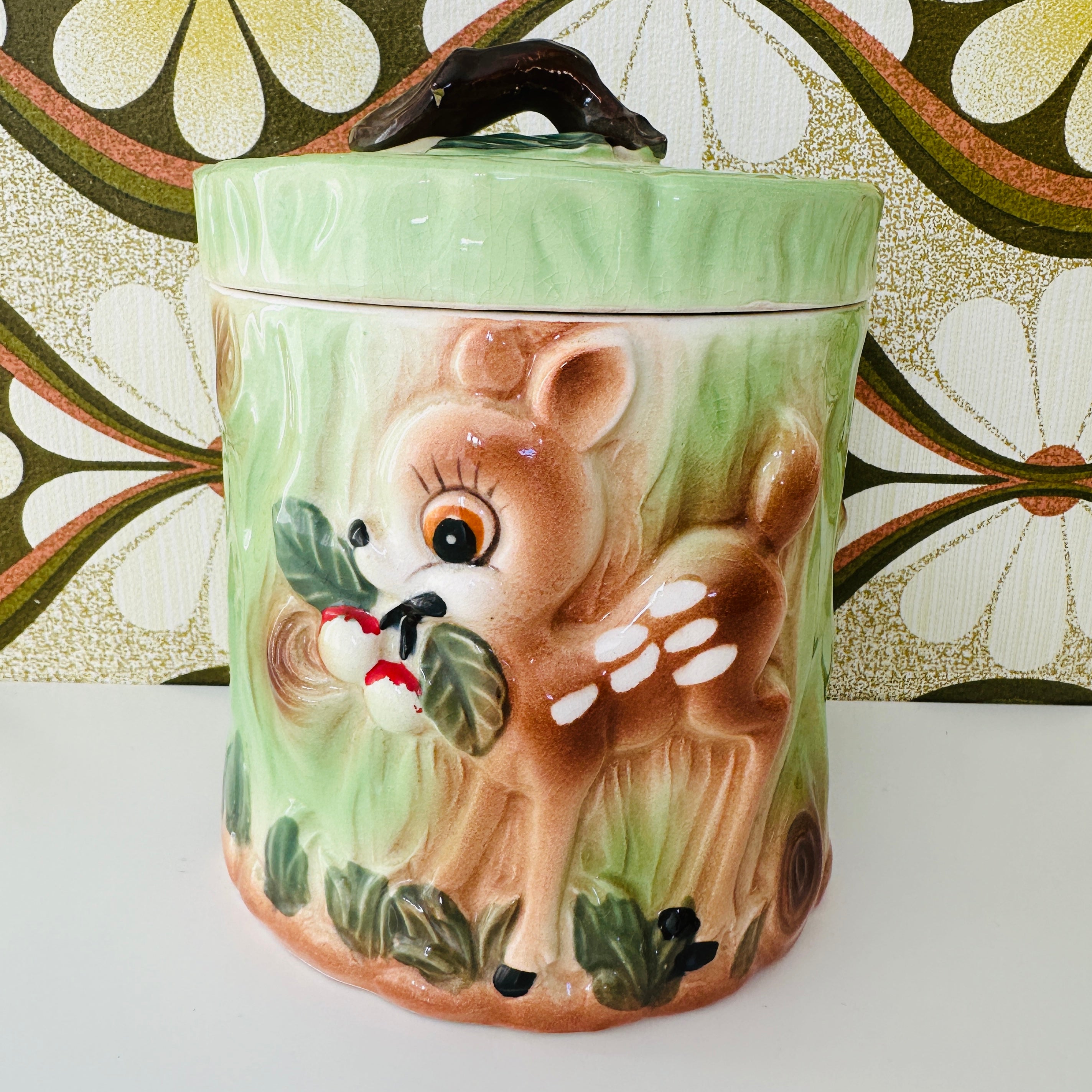 BAMBI Cookie Jar RETRO Display Vintage