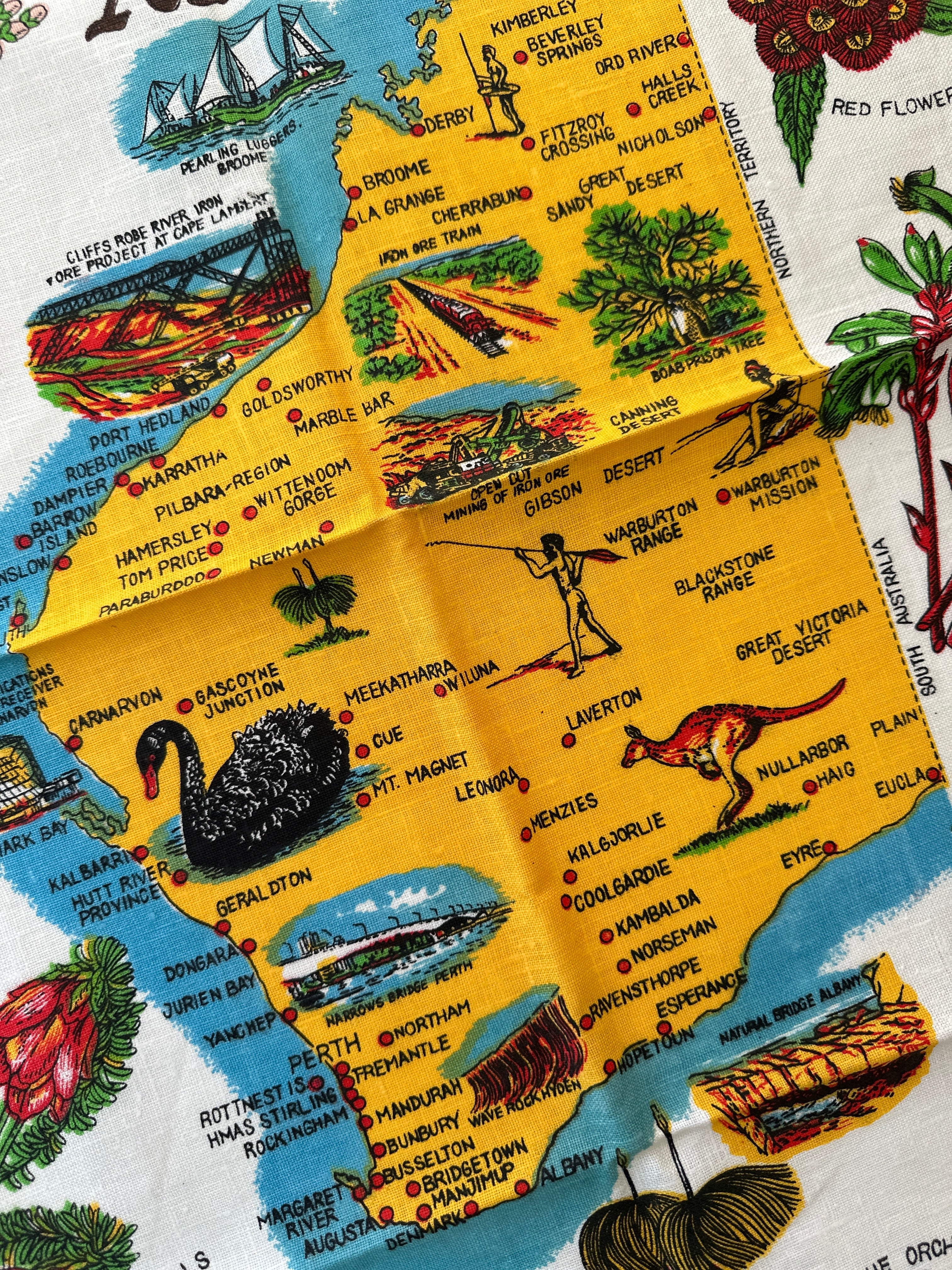 CRISP Unused Vintage Tea Towel WA