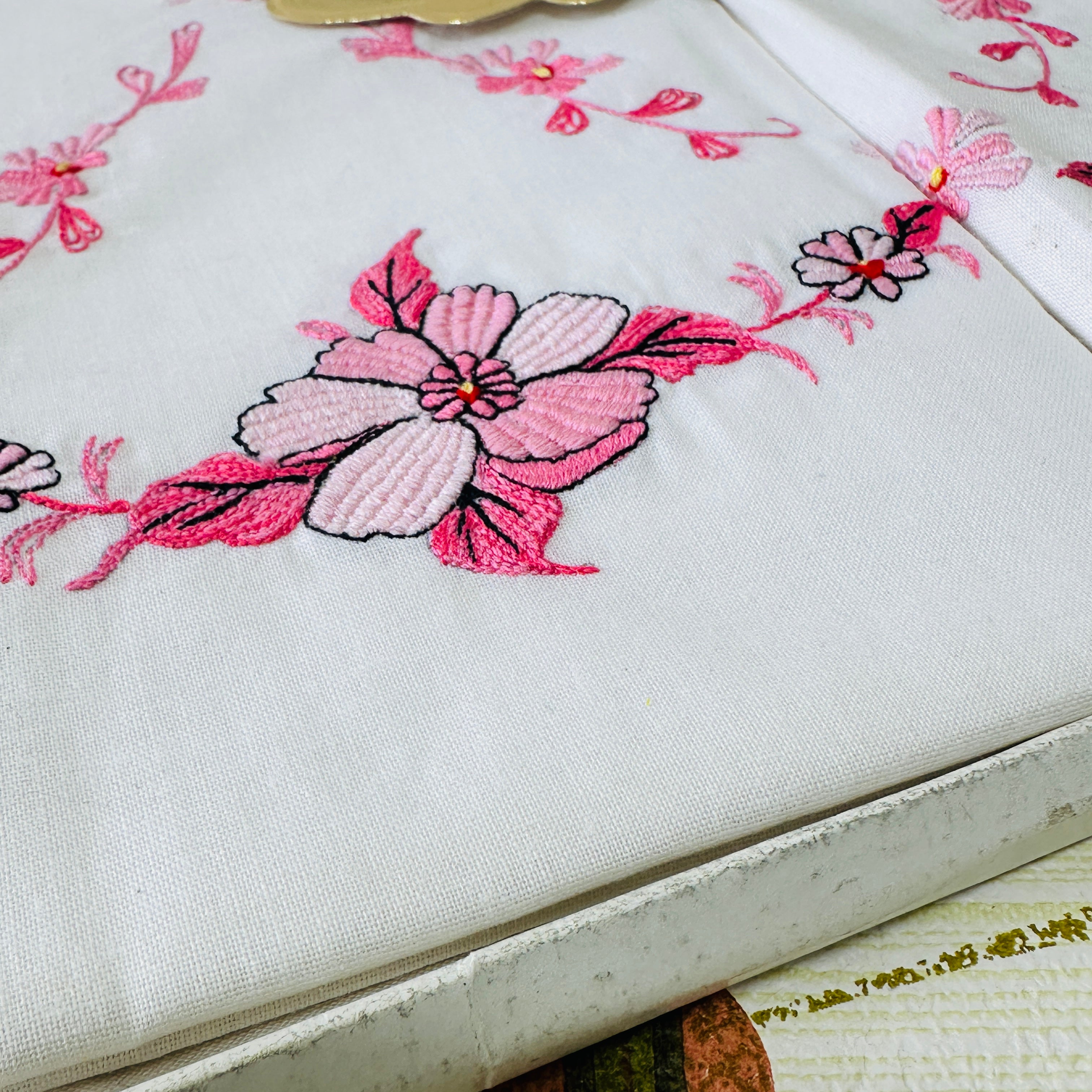 UNUSED Vintage Embroidered Pillow Cases