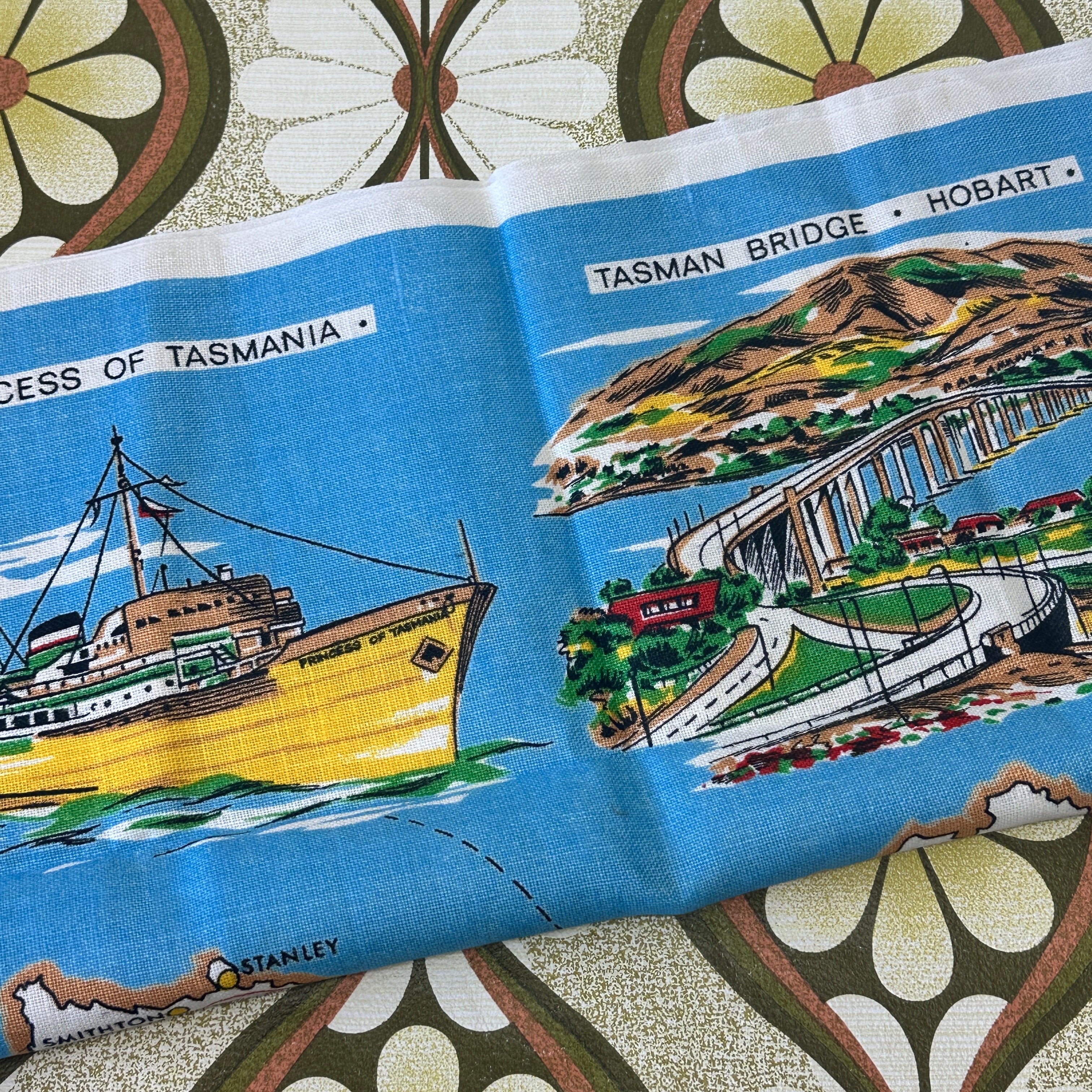 Vintage Linen Tasmania Tea Towel