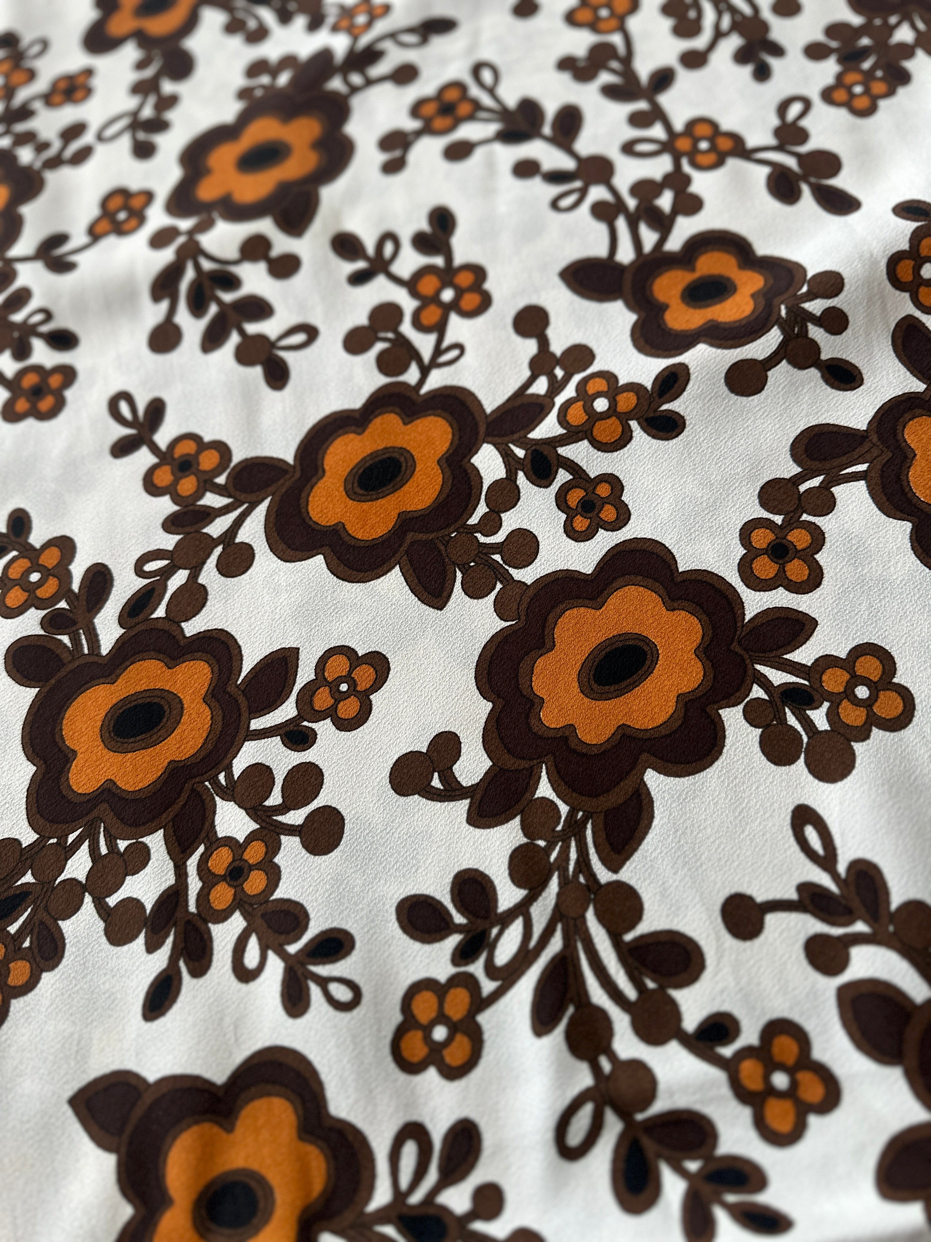 170cm Brown & Orange Retro Floral Vintage Fabric