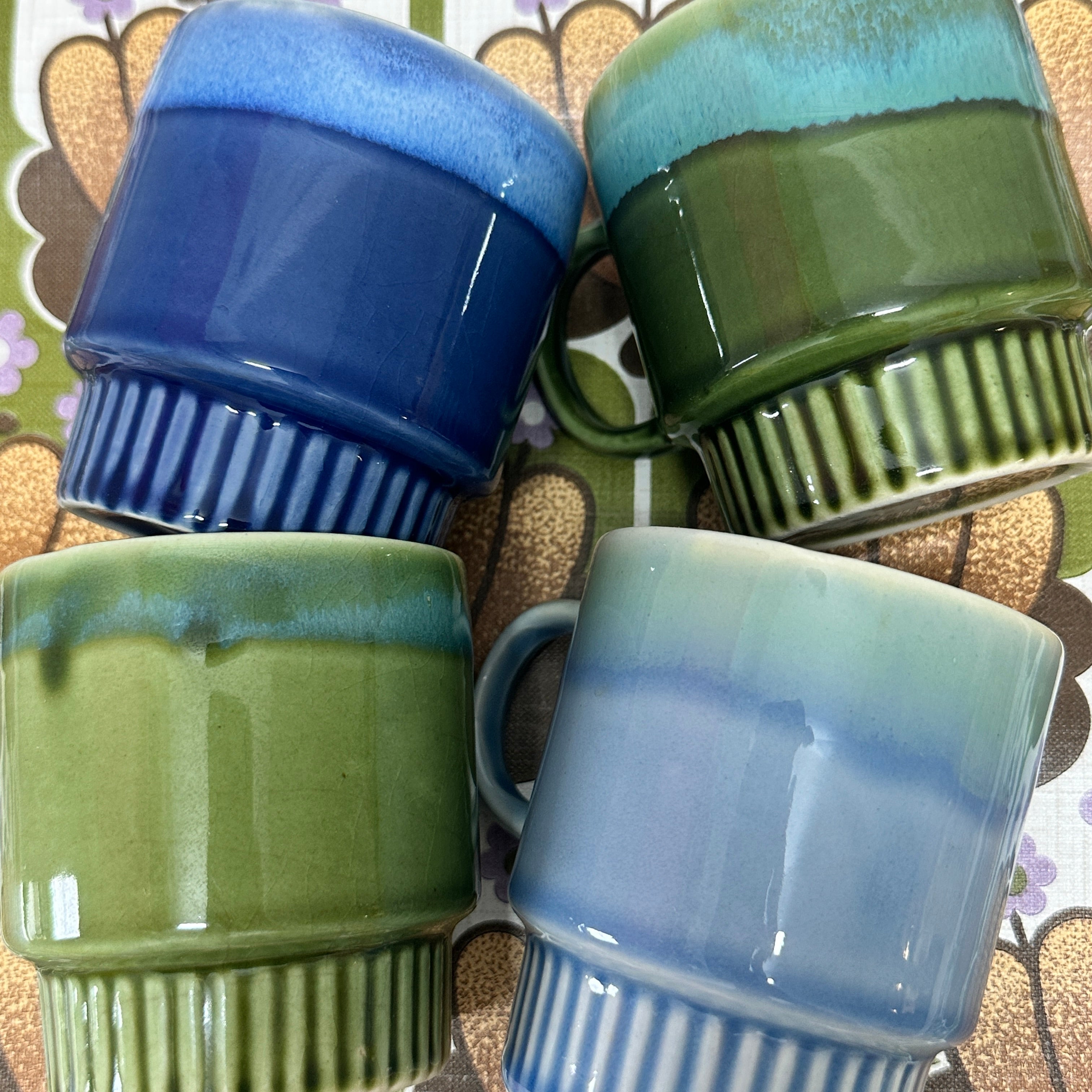 Set of FOUR Stackable 70's Mugs