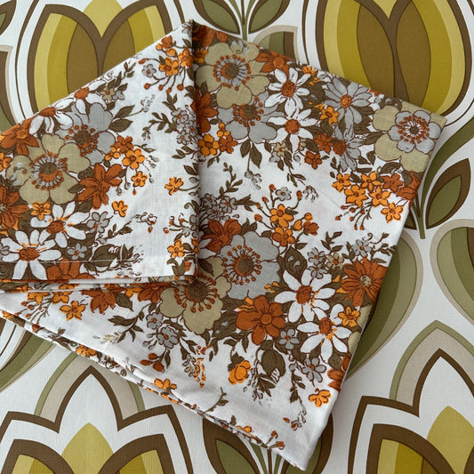 AS NEW Crisp Cotton Vintage Floral Pillow Case