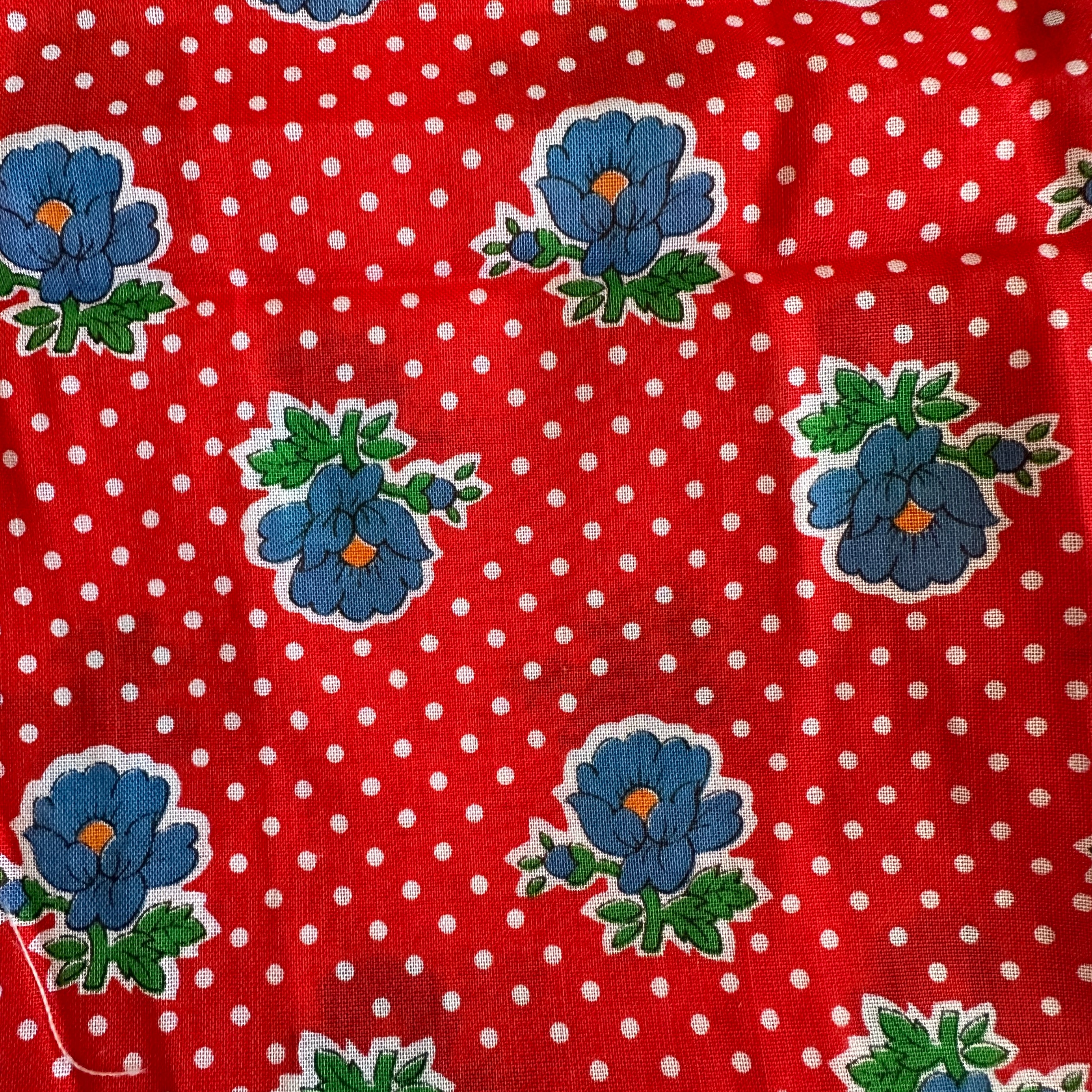 125cms Adorable Red Floral Vintage Fabric Cotton