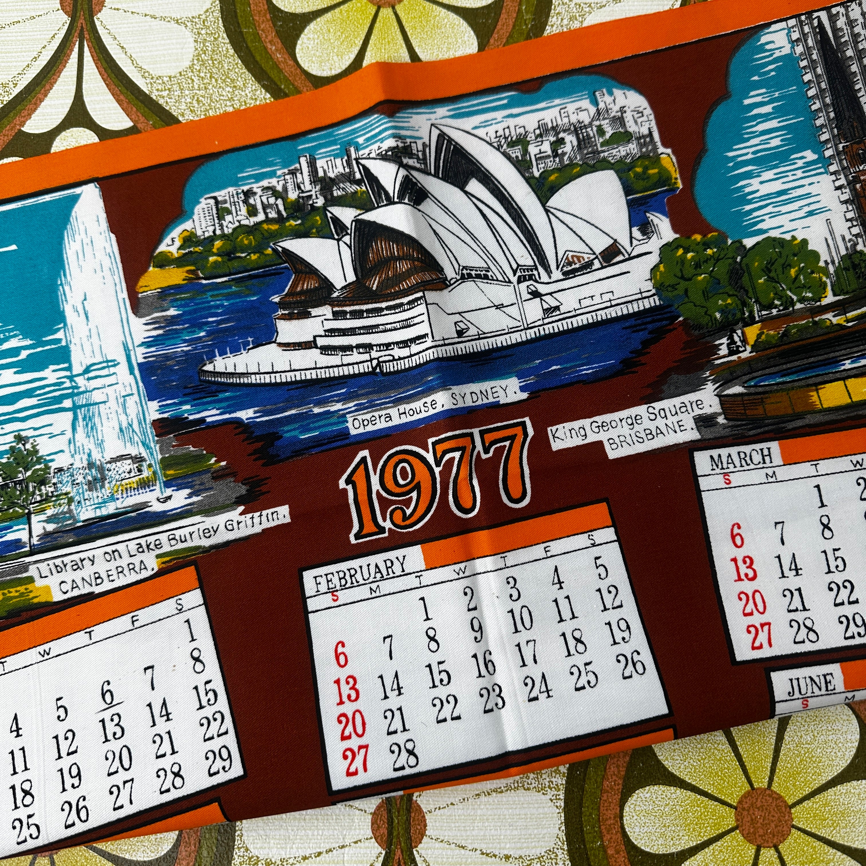 Vintage 1977 Australia Calendar Tea Towel | Souvenir Linen | Australian Landmarks