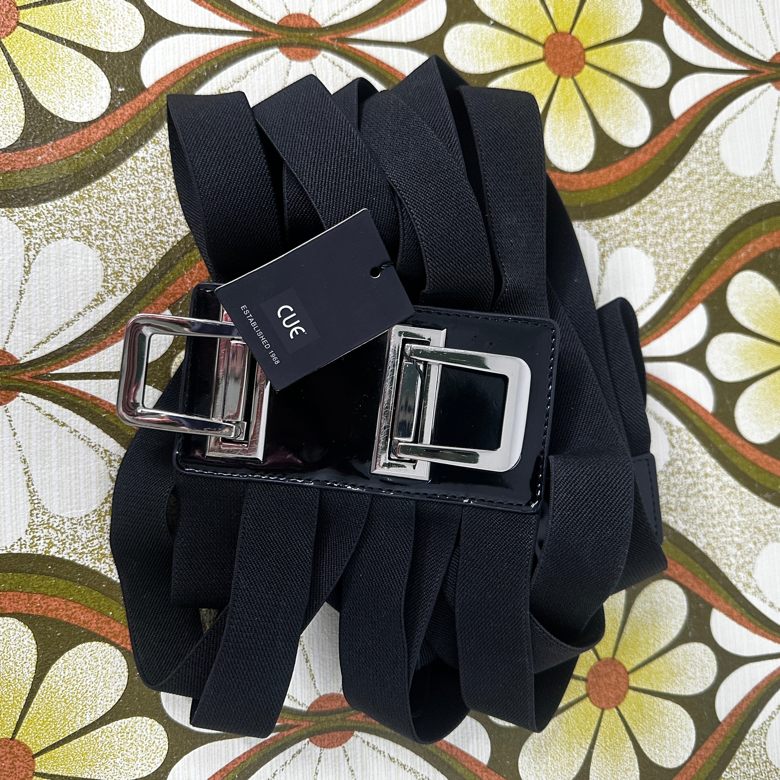 NEW WITH TAGS Cue Black Leather Belt | Size Large